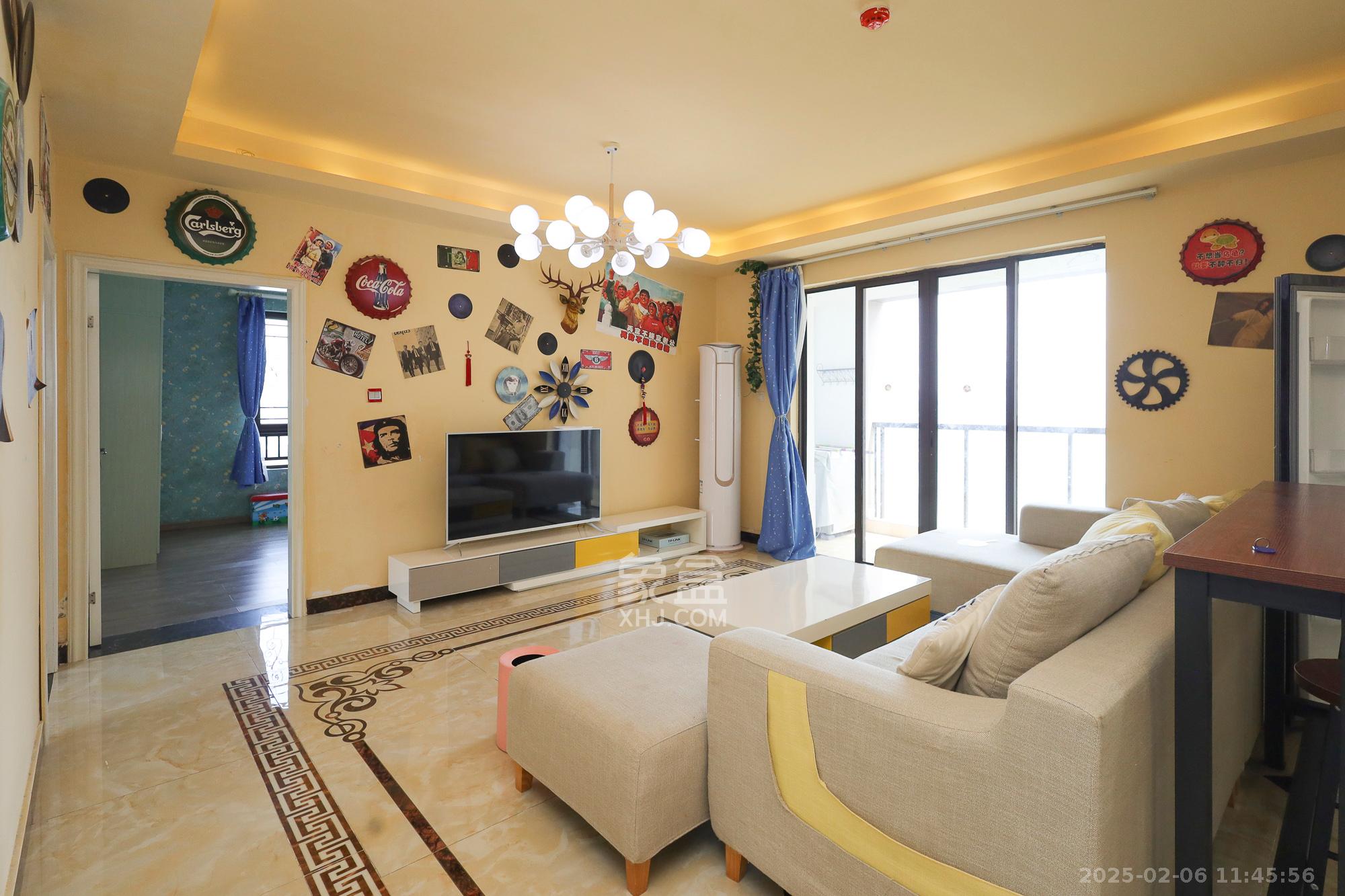 世茂外滩里(世茂铂翠湾三期)  4室2厅2卫    5000.0元/月 世茂外滩里(世茂铂翠湾三期)  4室2厅2卫    5000.0元/月室内图