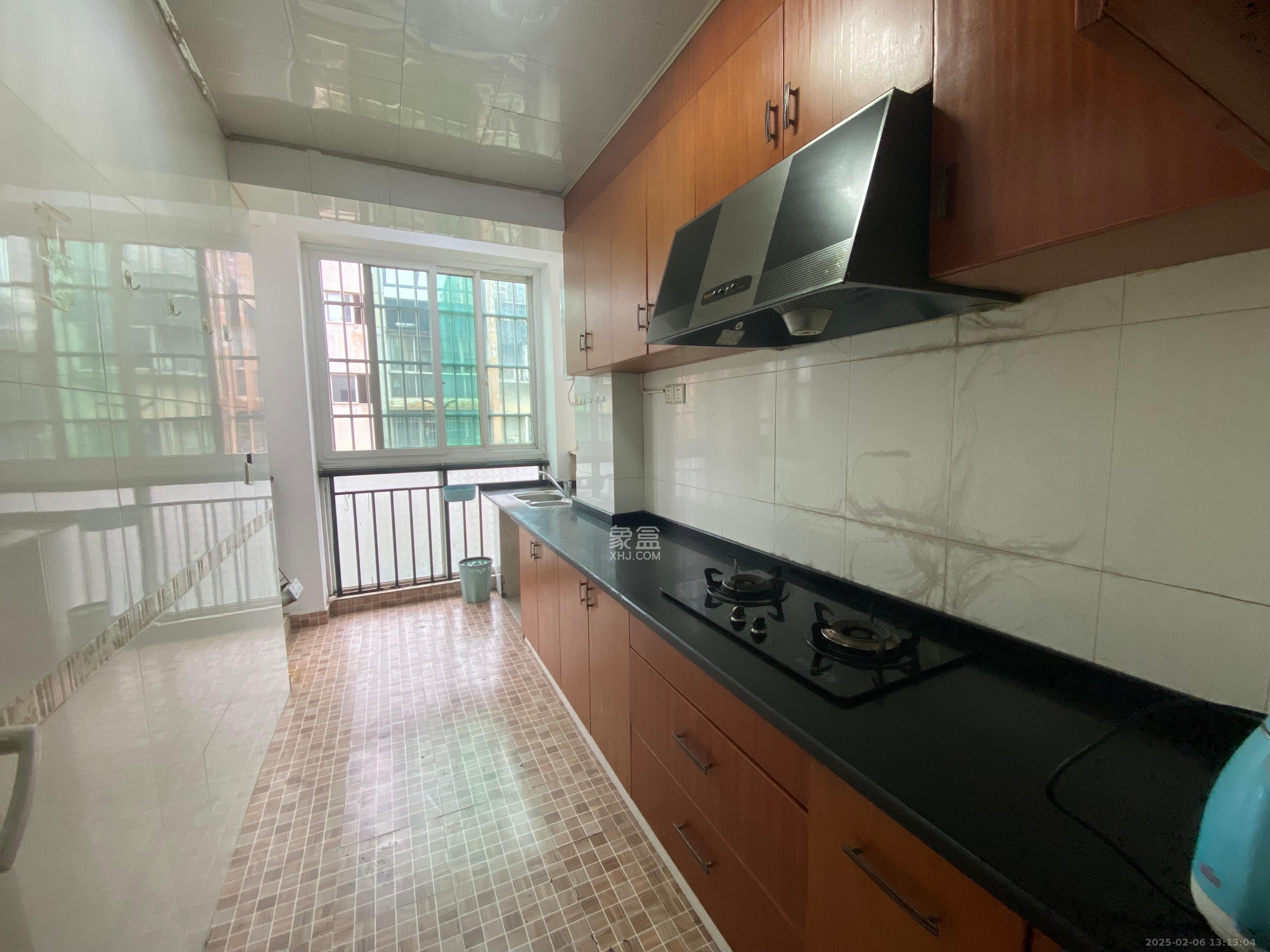 创业乐园 3室2厅2卫 1500.0元/月 创业乐园 3室2厅2卫 1500.0元/月室内图