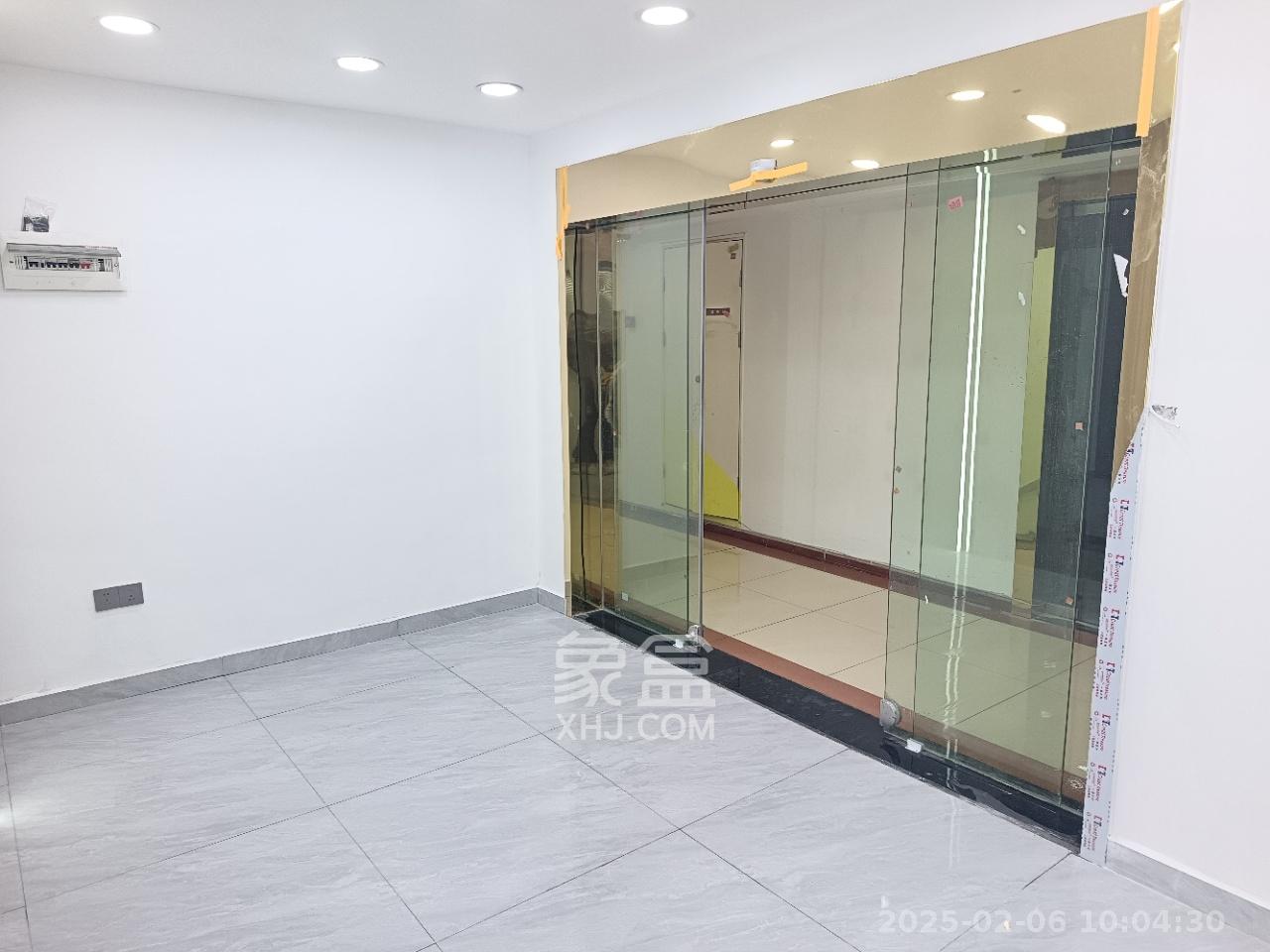 奥克斯广场  2室1厅1卫   5200.00元/月室内图