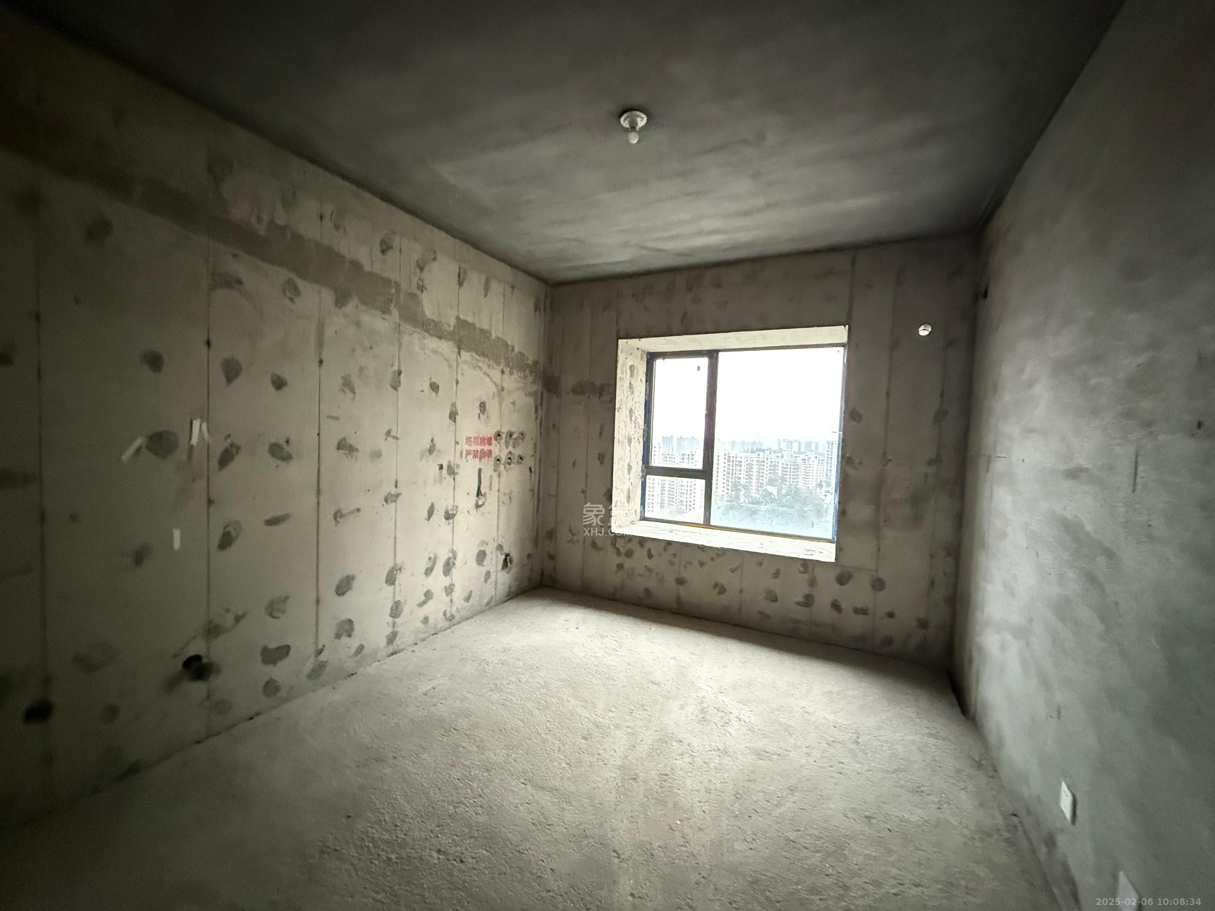 谷峰安置小区(惟德园) 4室2厅2卫 2000.0元/月 谷峰安置小区(惟德园) 4室2厅2卫 2000.0元/月室内图