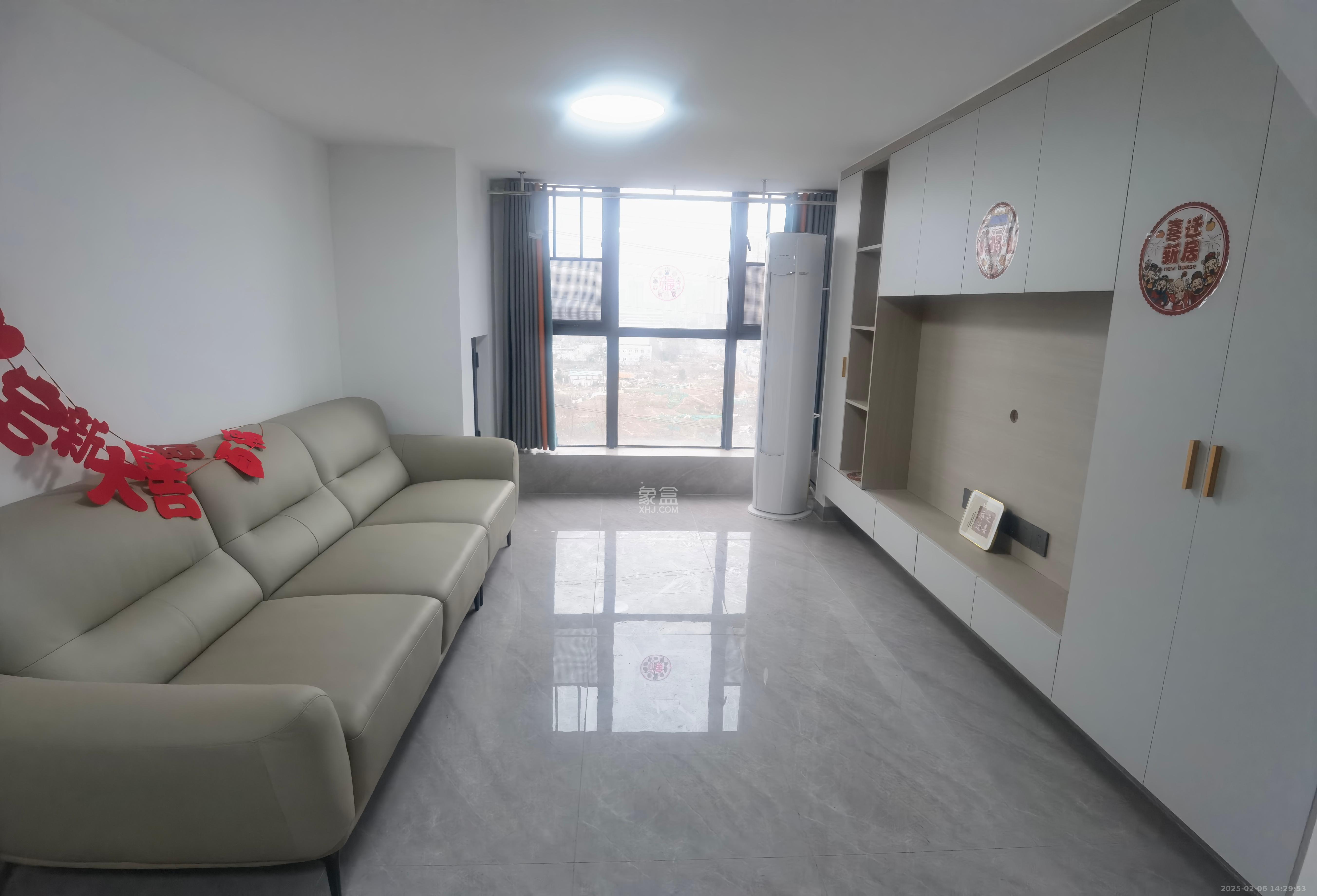 海伦春天 4室2厅2卫 3200.0元/月 海伦春天 4室2厅2卫 3200.0元/月室内图