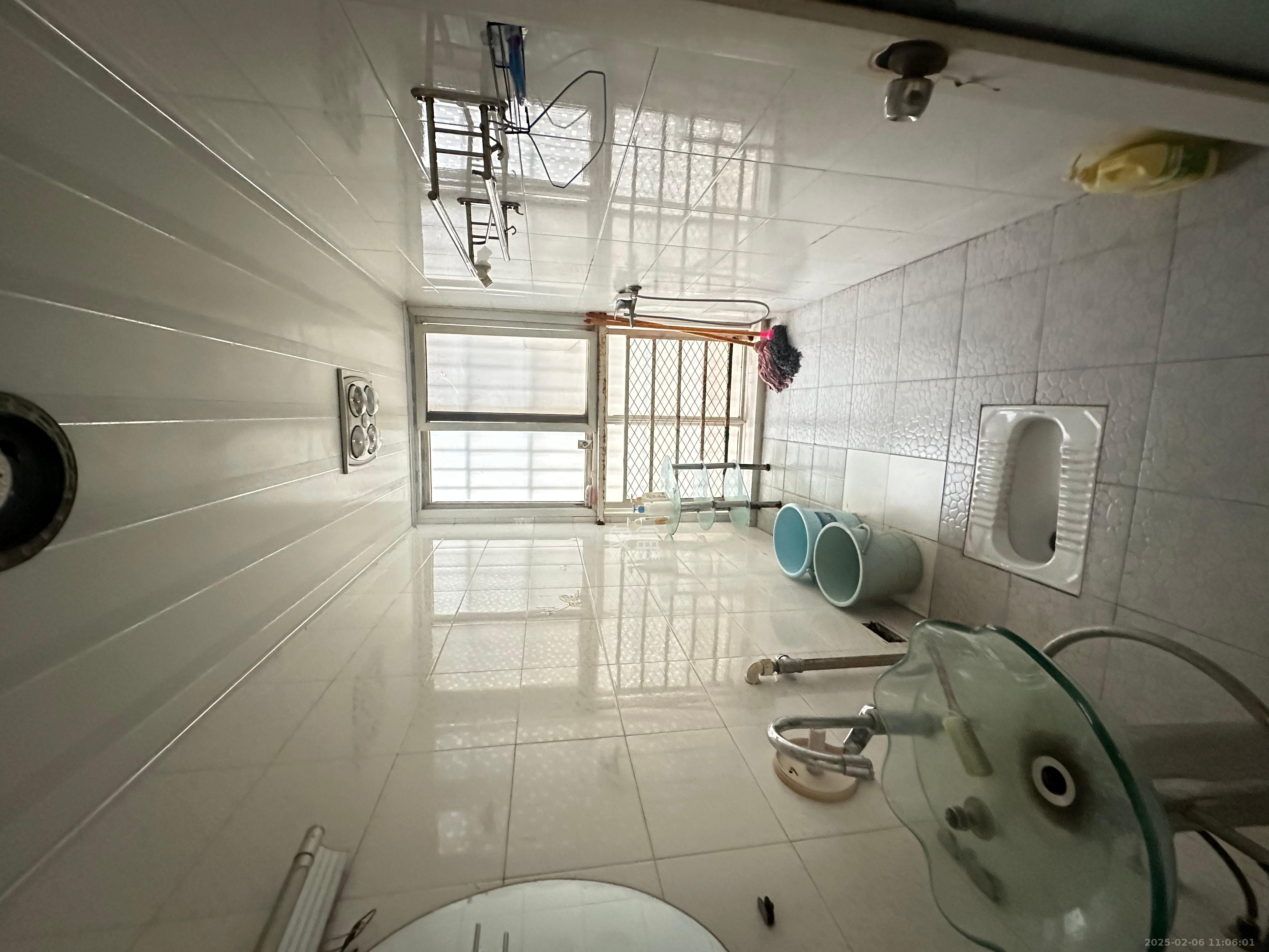 圣力华苑 3室2厅2卫 1500.0元/月 圣力华苑 3室2厅2卫 1500.0元/月室内图