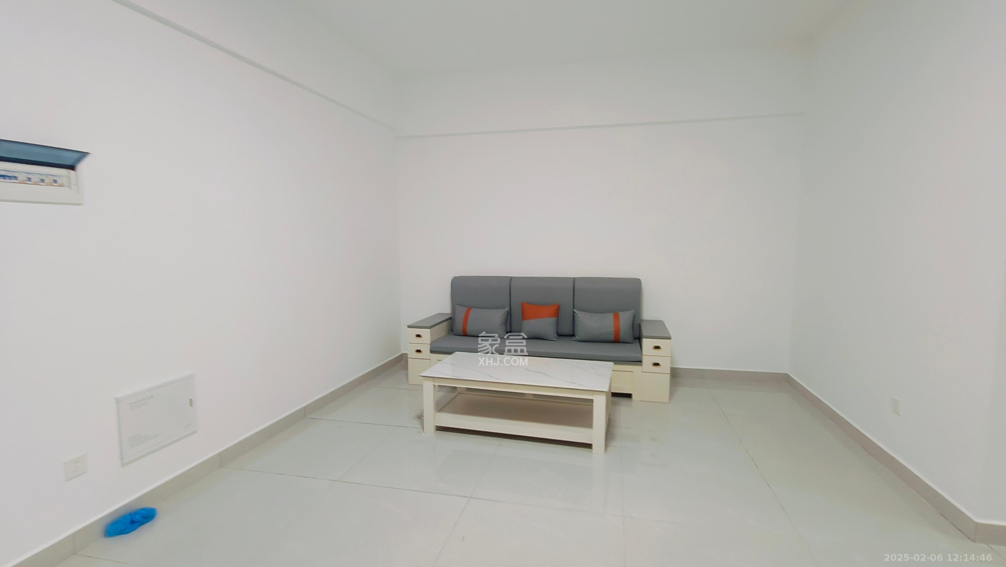 四季如春酒店(原名鑫元大酒店) 1室0厅0卫 2000.0元/月 四季如春酒店(原名鑫元大酒店) 1室0厅0卫 2000.0元/月室内图