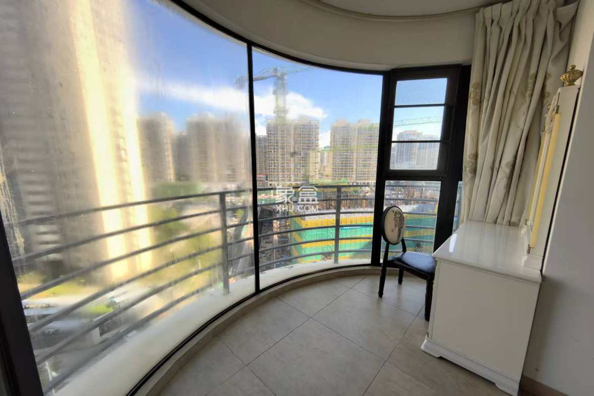 宝华海景 2室2厅1卫 159.0万 宝华海景 2室2厅1卫 159.0万室内图