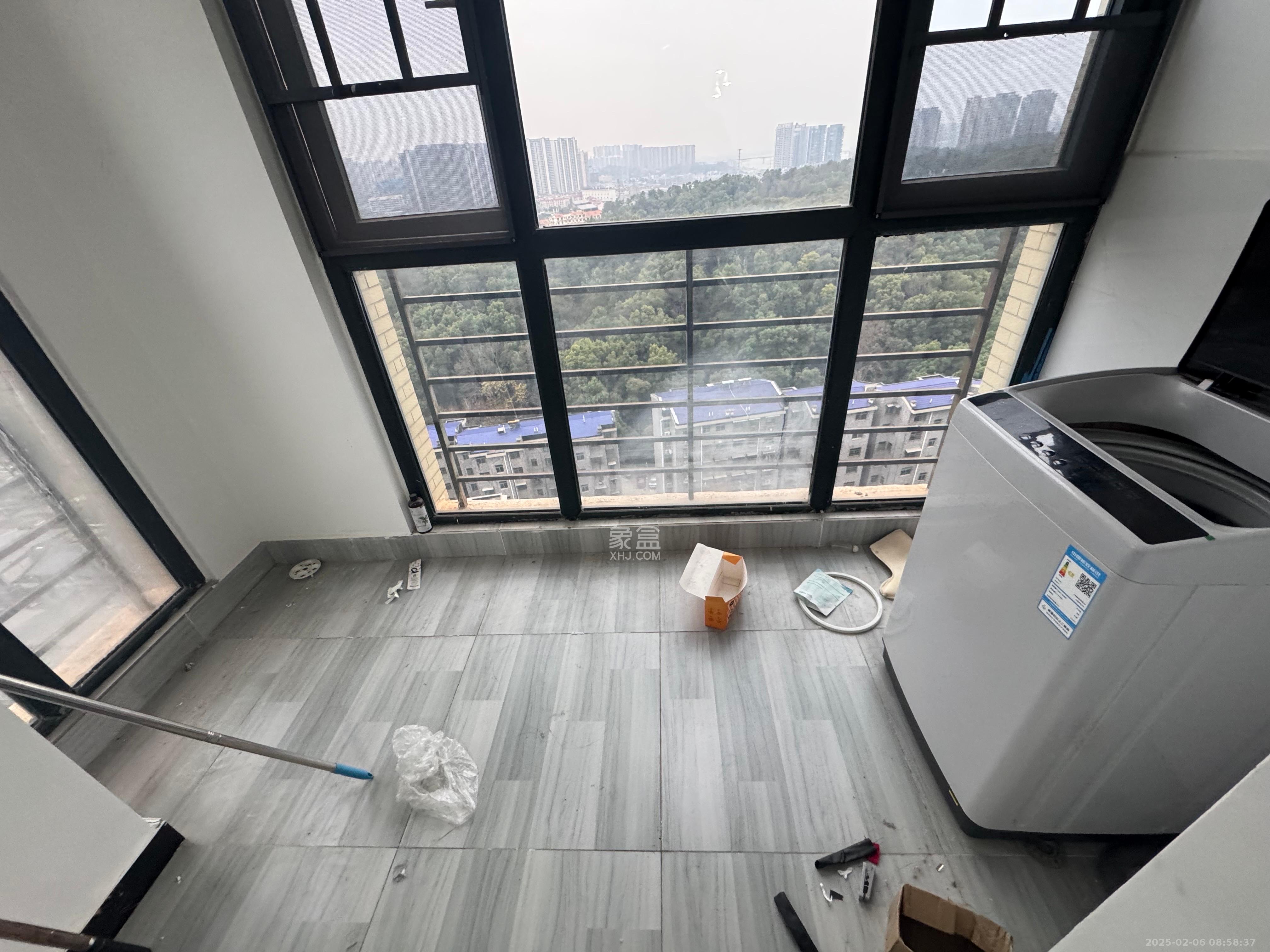 湘江锦绣  2室2厅1卫    2300.0元/月 湘江锦绣  2室2厅1卫    2300.0元/月室内图