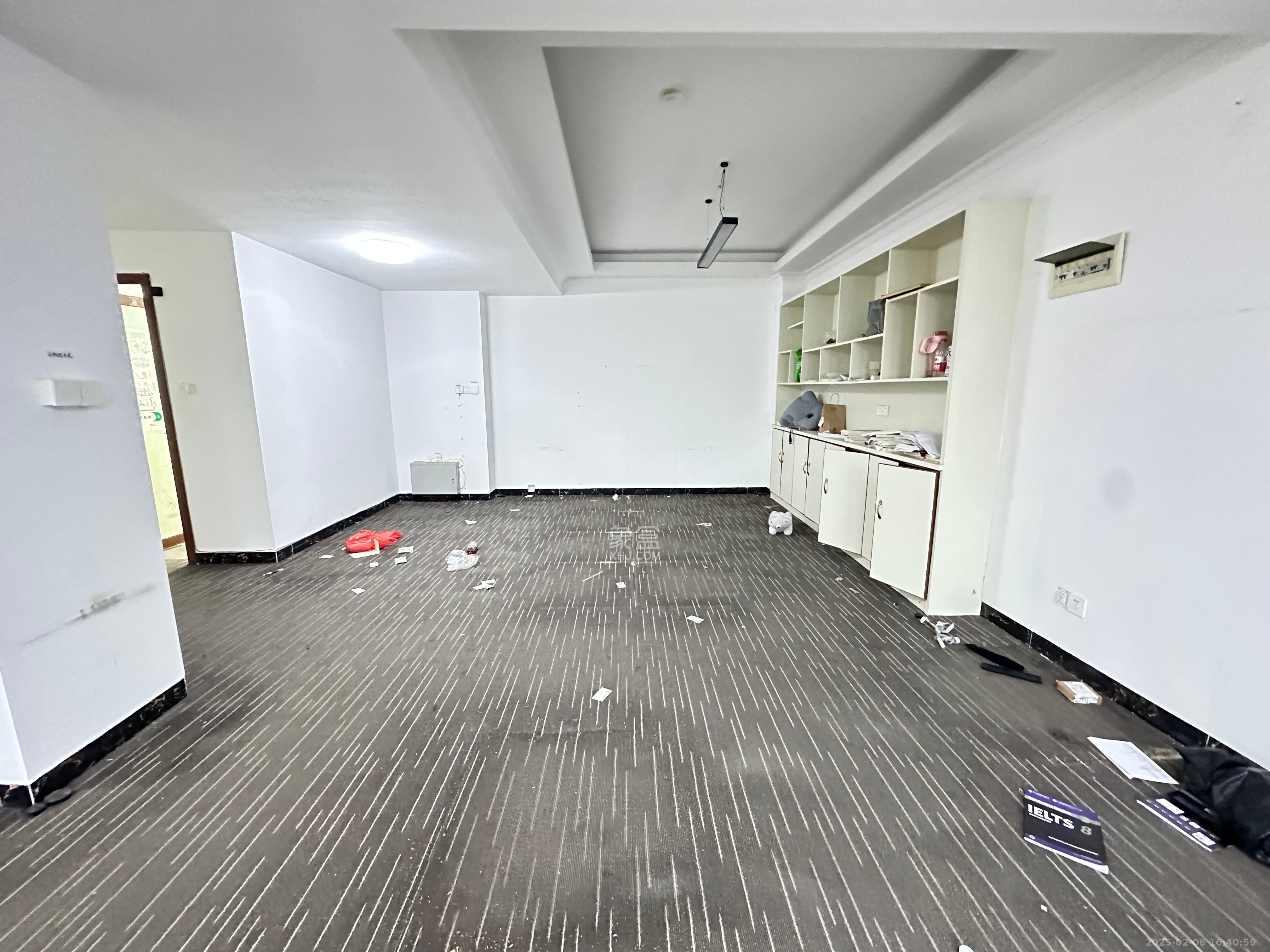 长房中庭国际（东郡华蓉广场）  2室2厅1卫   4500.00元/月