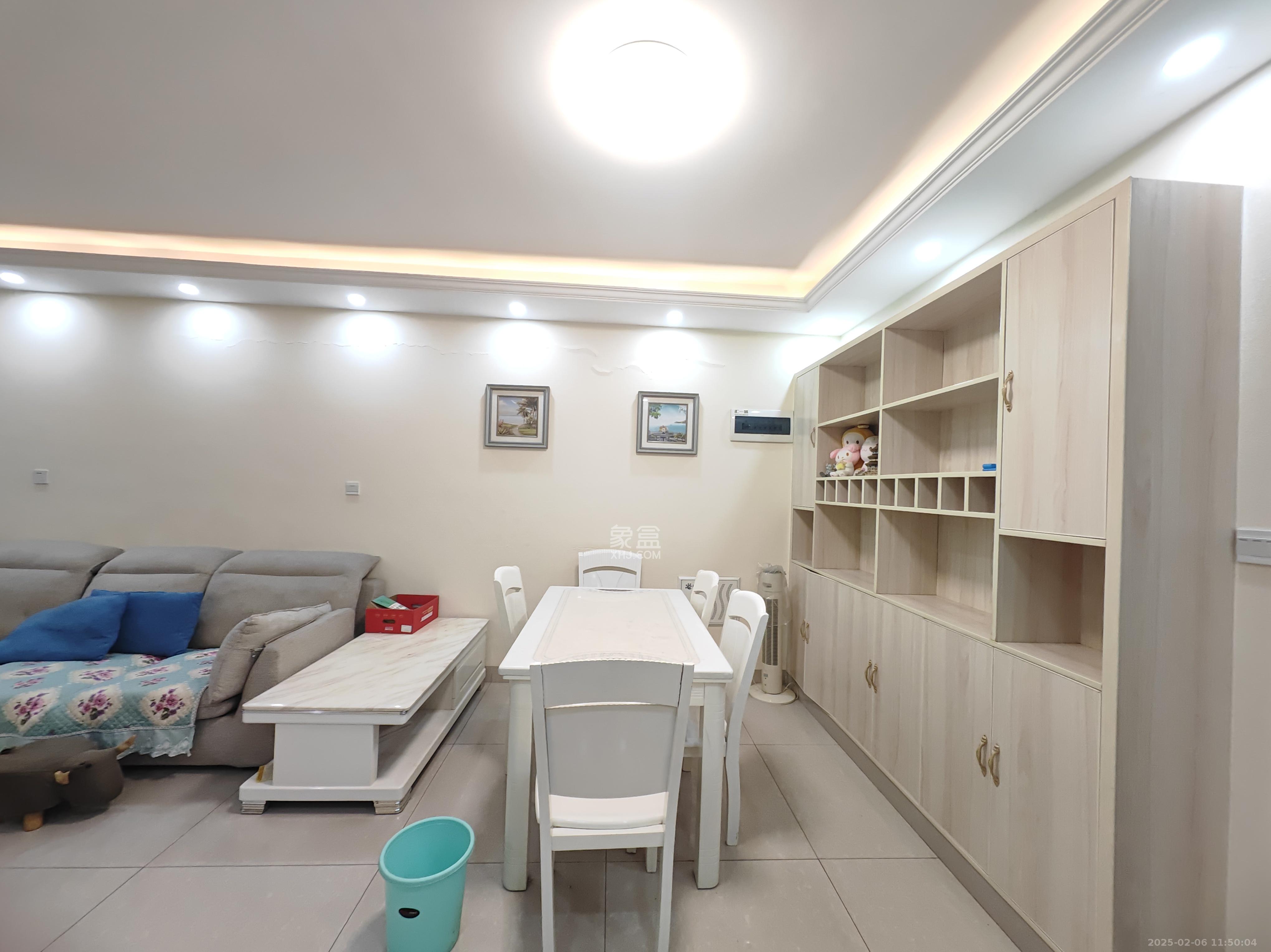 汇一城(汇壹公馆) 2室1厅1卫 2400.0元/月 汇一城(汇壹公馆) 2室1厅1卫 2400.0元/月室内图