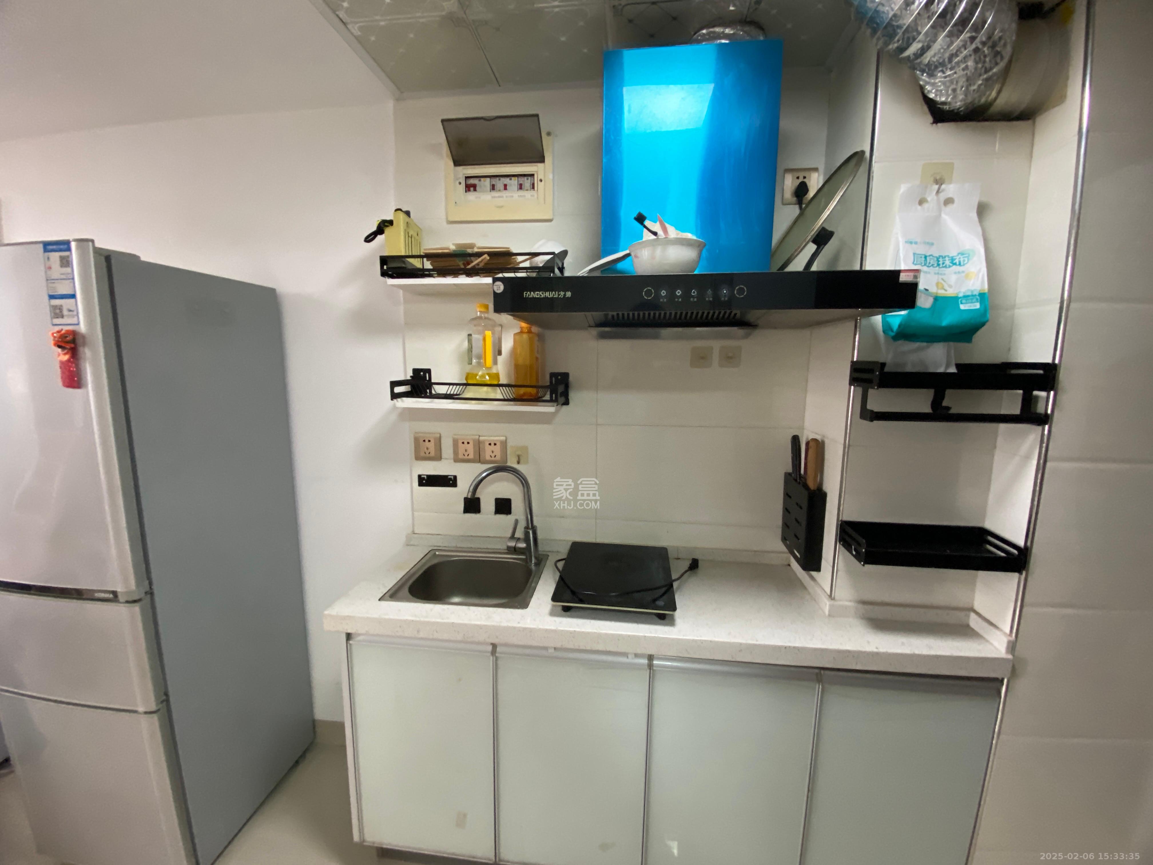 MOMA当代广场 1室0厅0卫 1400.0元/月 MOMA当代广场 1室0厅0卫 1400.0元/月室内图