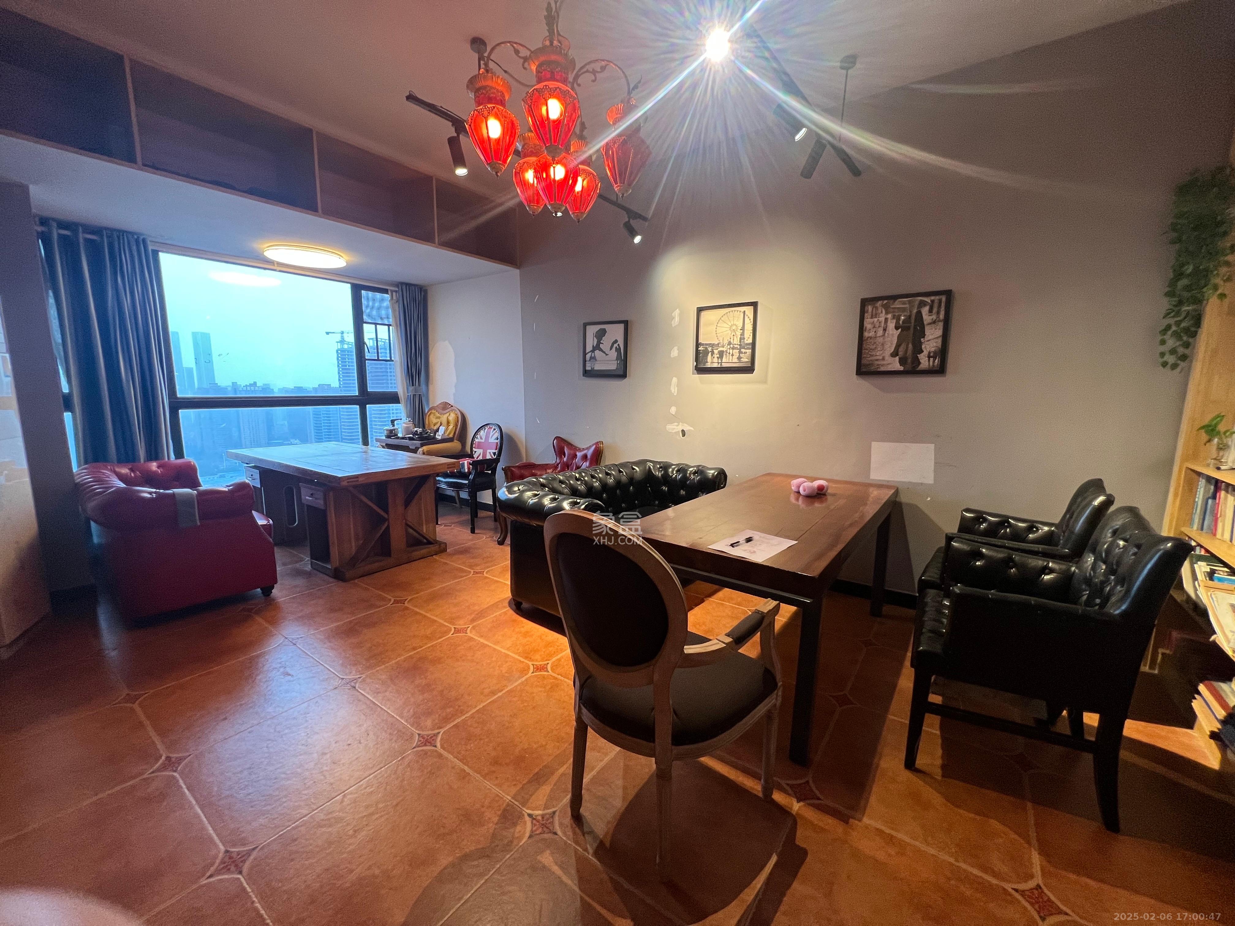 京武浪琴山一、二期 1室2厅2卫 3300.0元/月 京武浪琴山一、二期 1室2厅2卫 3300.0元/月室内图