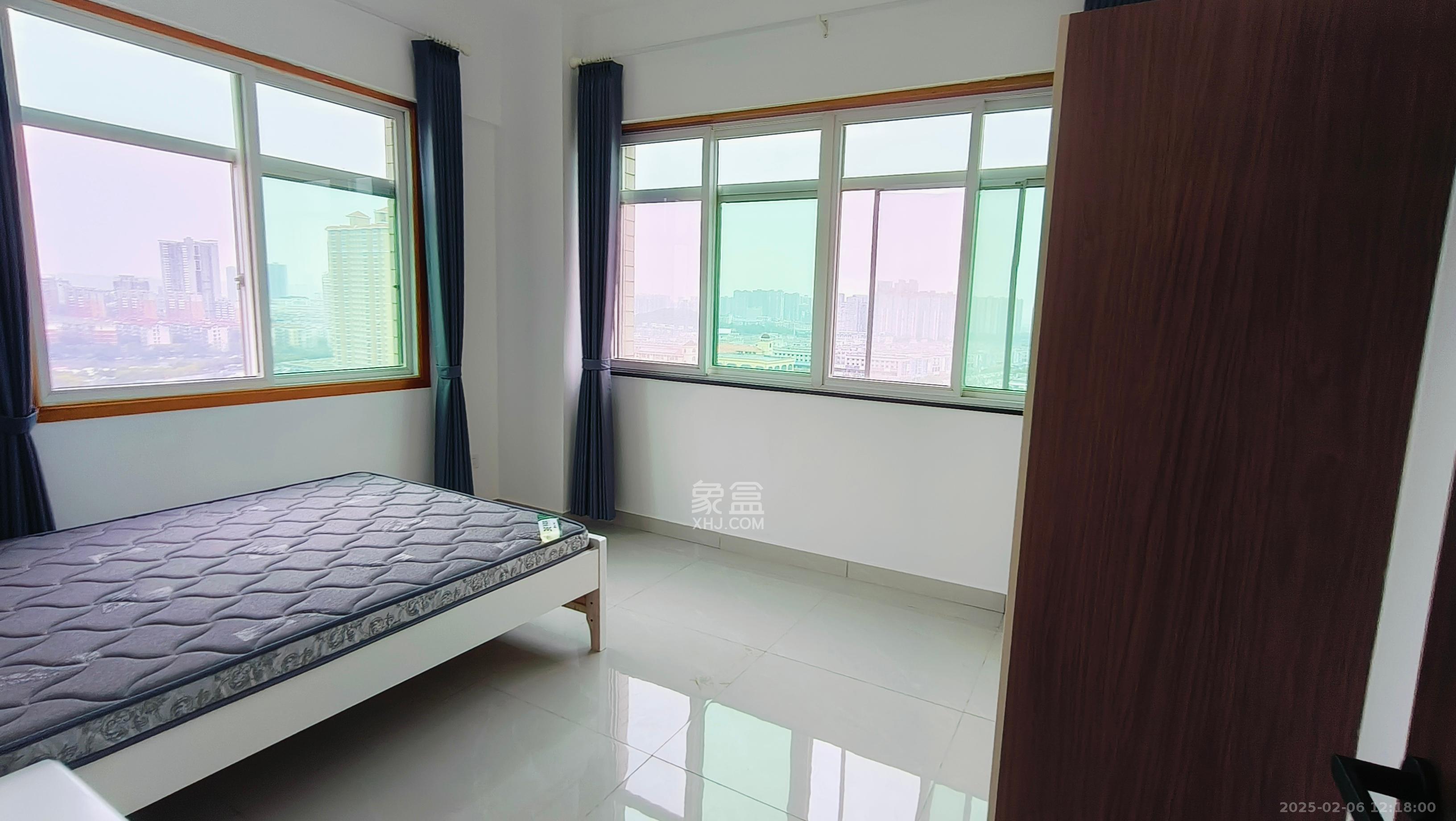 四季如春酒店(原名鑫元大酒店) 1室0厅0卫 2200.0元/月 四季如春酒店(原名鑫元大酒店) 1室0厅0卫 2200.0元/月室内图