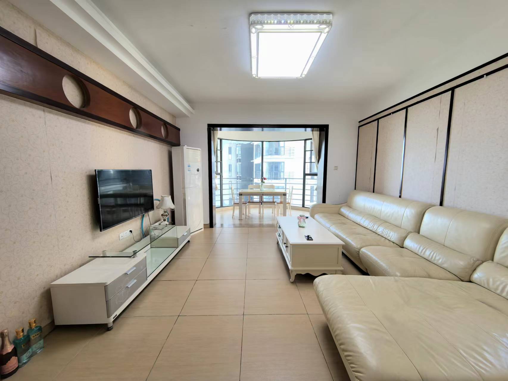 宝华海景 2室2厅1卫 159.0万 宝华海景 2室2厅1卫 159.0万室内图