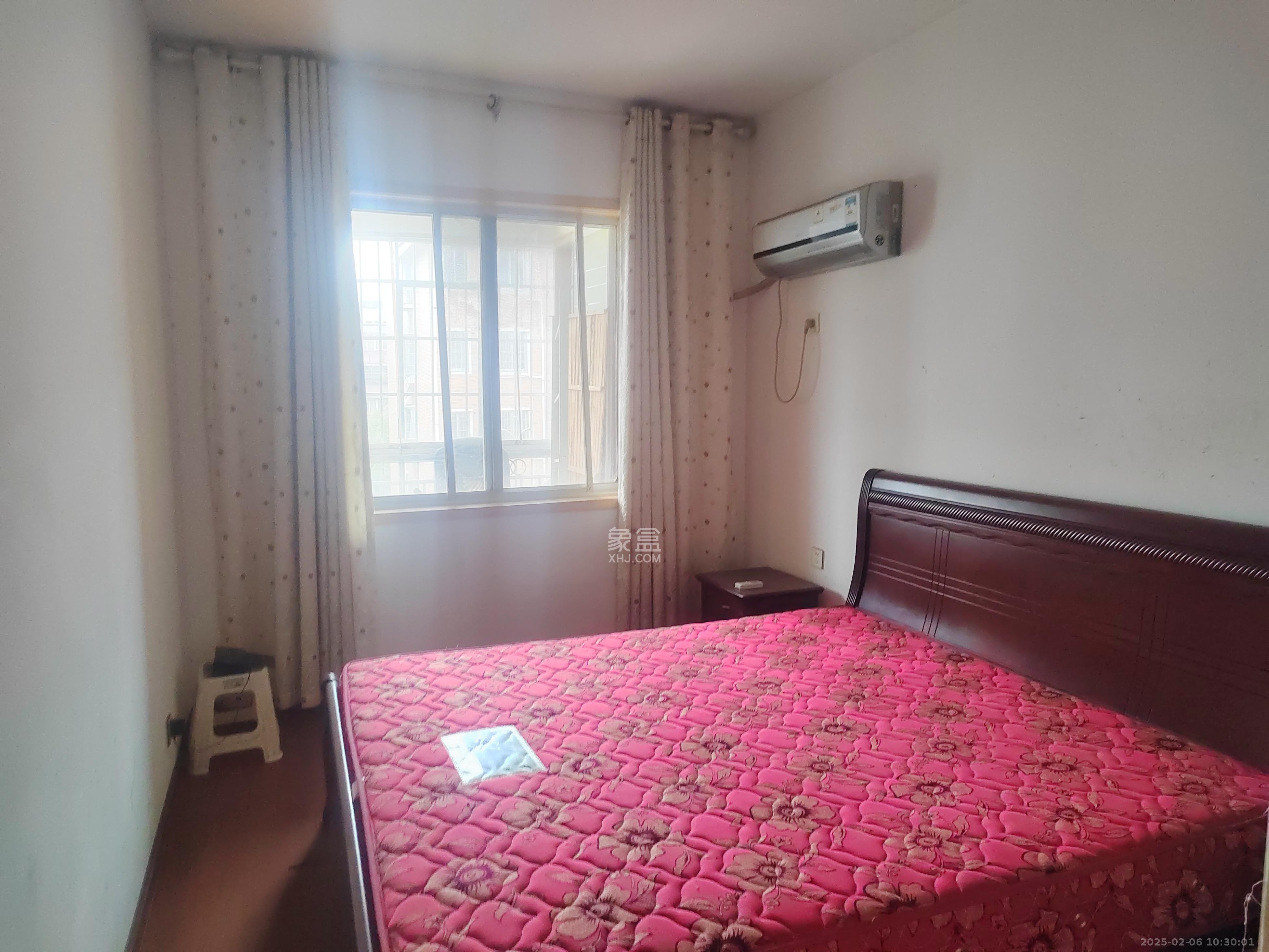 岚园新城 3室2厅2卫 1100.0元/月 岚园新城 3室2厅2卫 1100.0元/月室内图