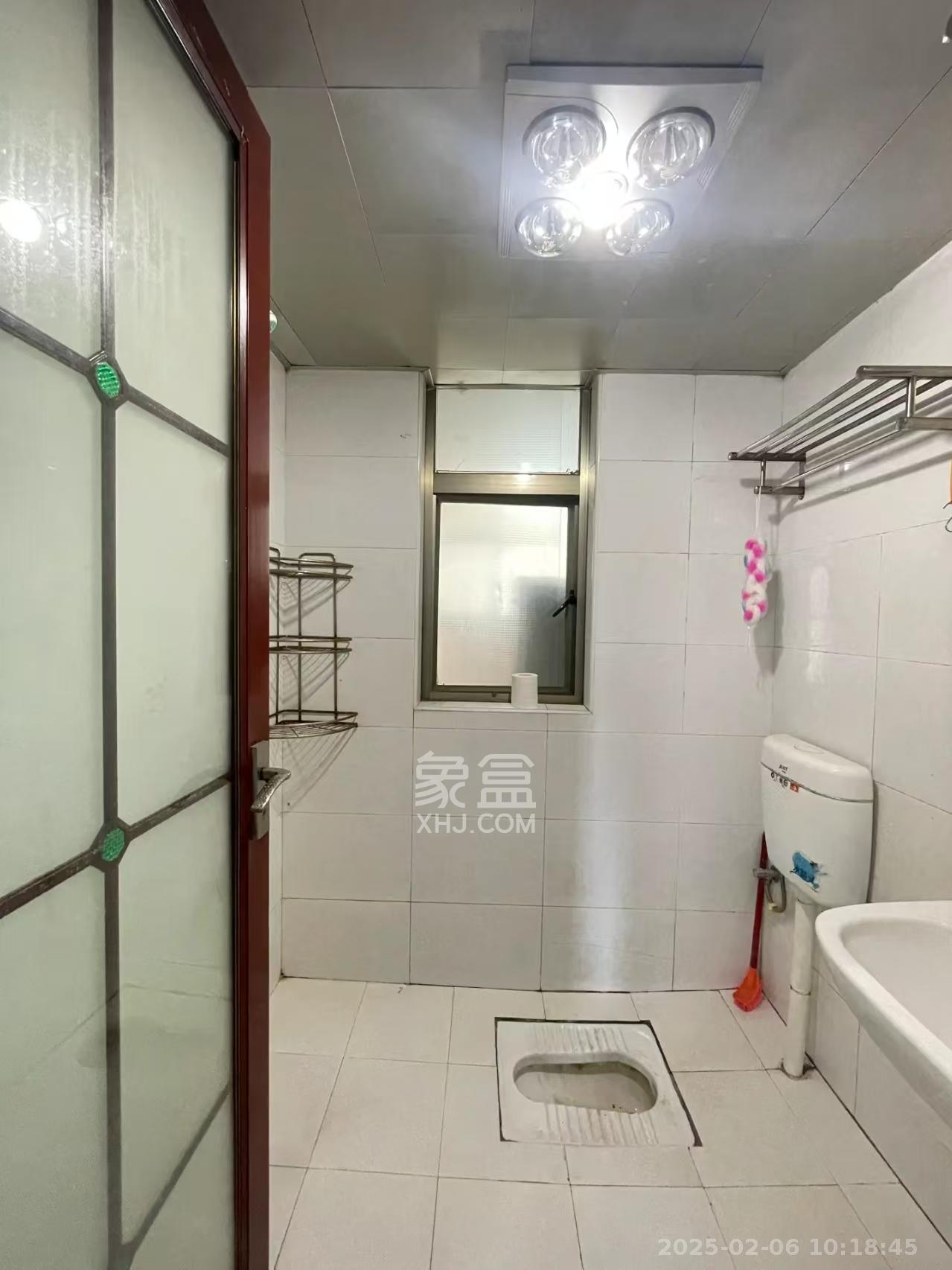 珈鼎城(泊富骊庭) 3室2厅1卫 1800.0元/月 珈鼎城(泊富骊庭) 3室2厅1卫 1800.0元/月室内图