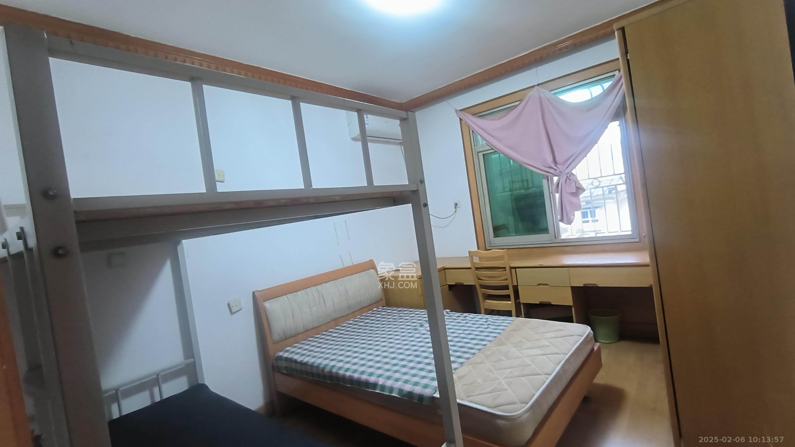 红旗社区  3室1厅1卫   1500.00元/月室内图