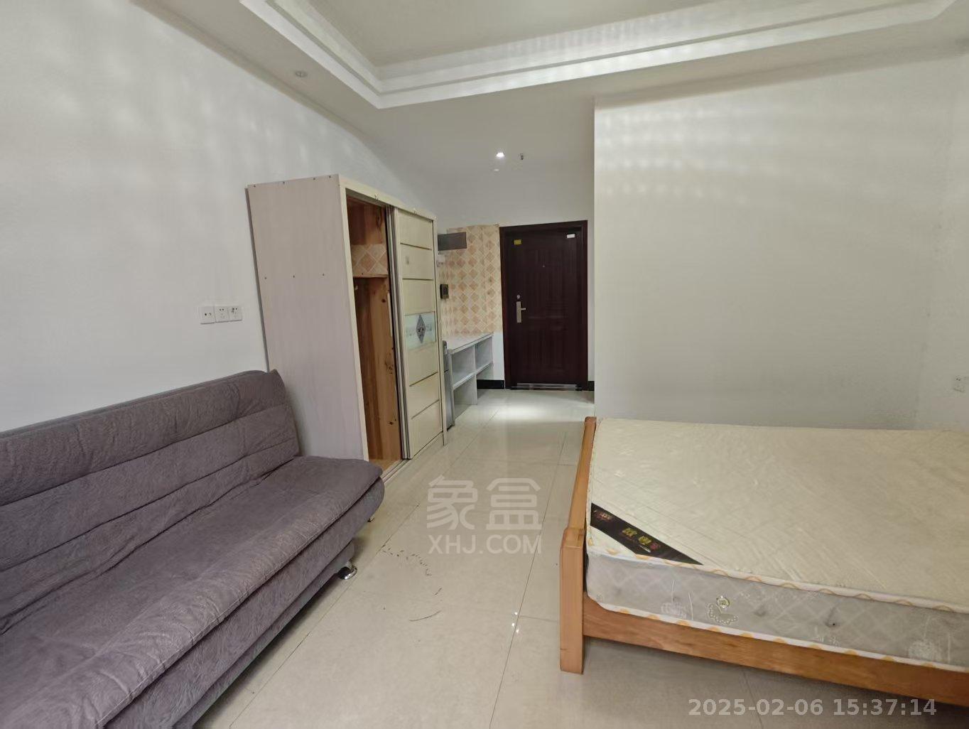 湘银星城 1室1厅1卫 1100.0元/月 湘银星城 1室1厅1卫 1100.0元/月室内图