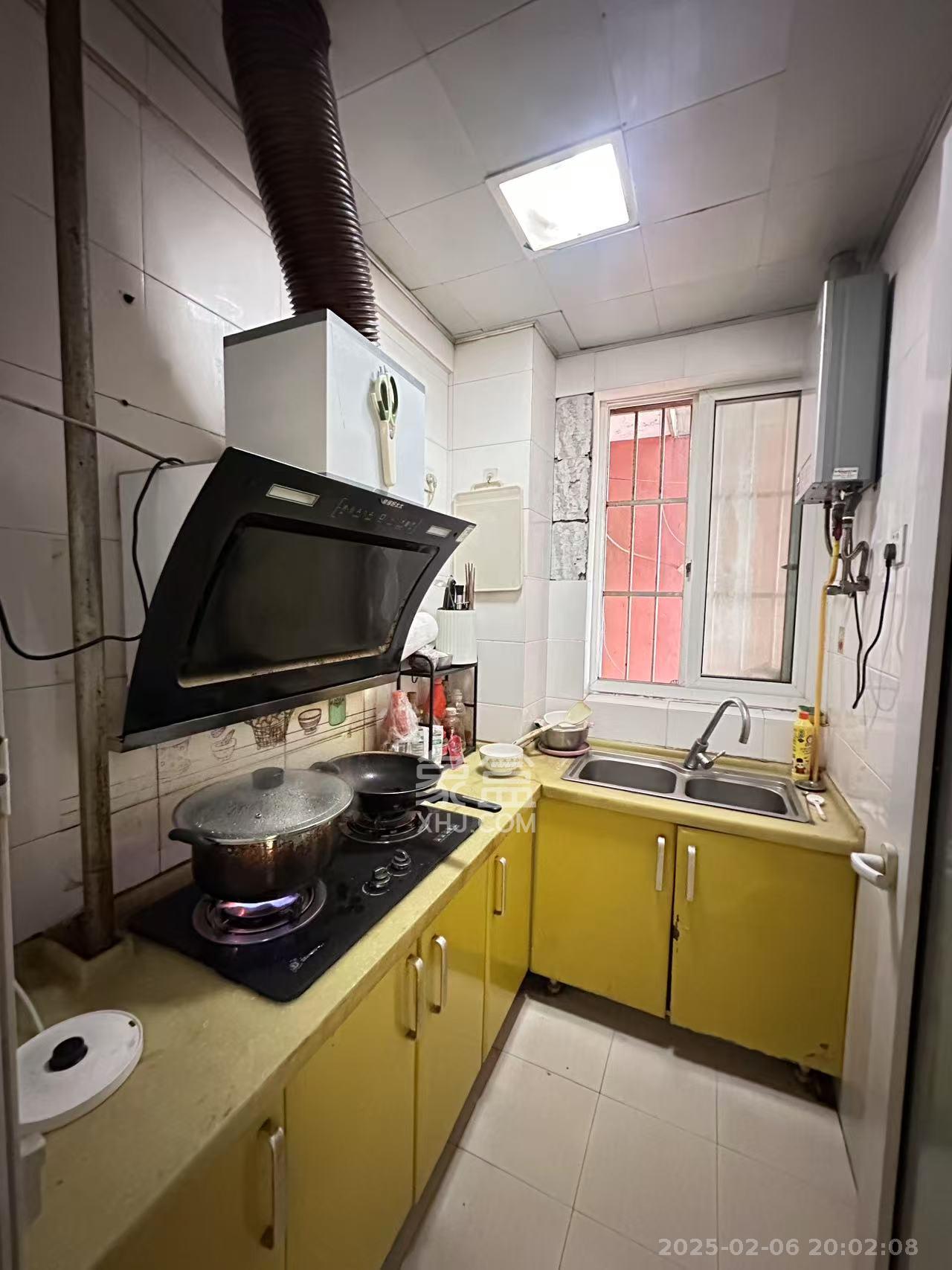 建鸿达现代公寓 2室1厅1卫 2350.0元/月 建鸿达现代公寓 2室1厅1卫 2350.0元/月室内图