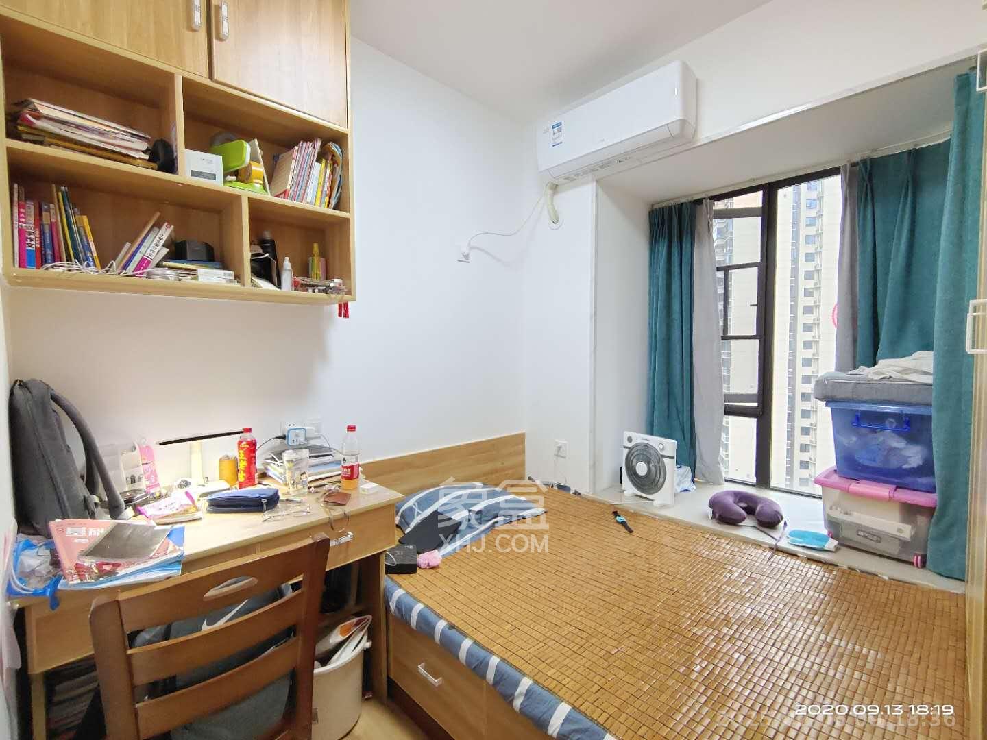 新新花园  2室1厅1卫   2300.00元/月室内图