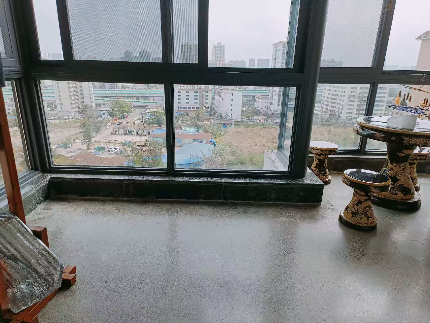 碧海蓝天  4室2厅3卫    239.0万 碧海蓝天  4室2厅3卫    239.0万室内图