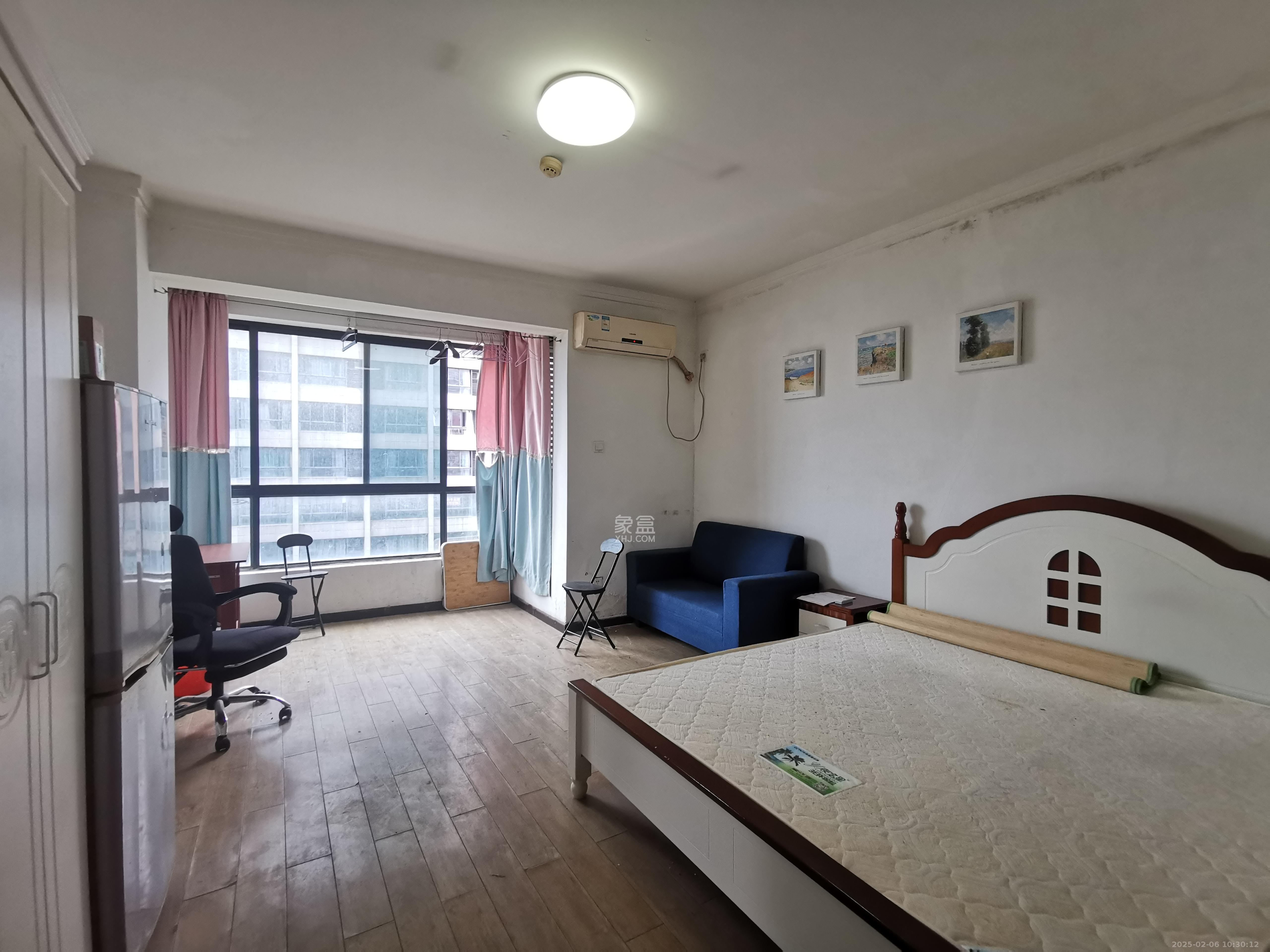 标志商务中心  1室1厅1卫    1400.0元/月 标志商务中心  1室1厅1卫    1400.0元/月室内图