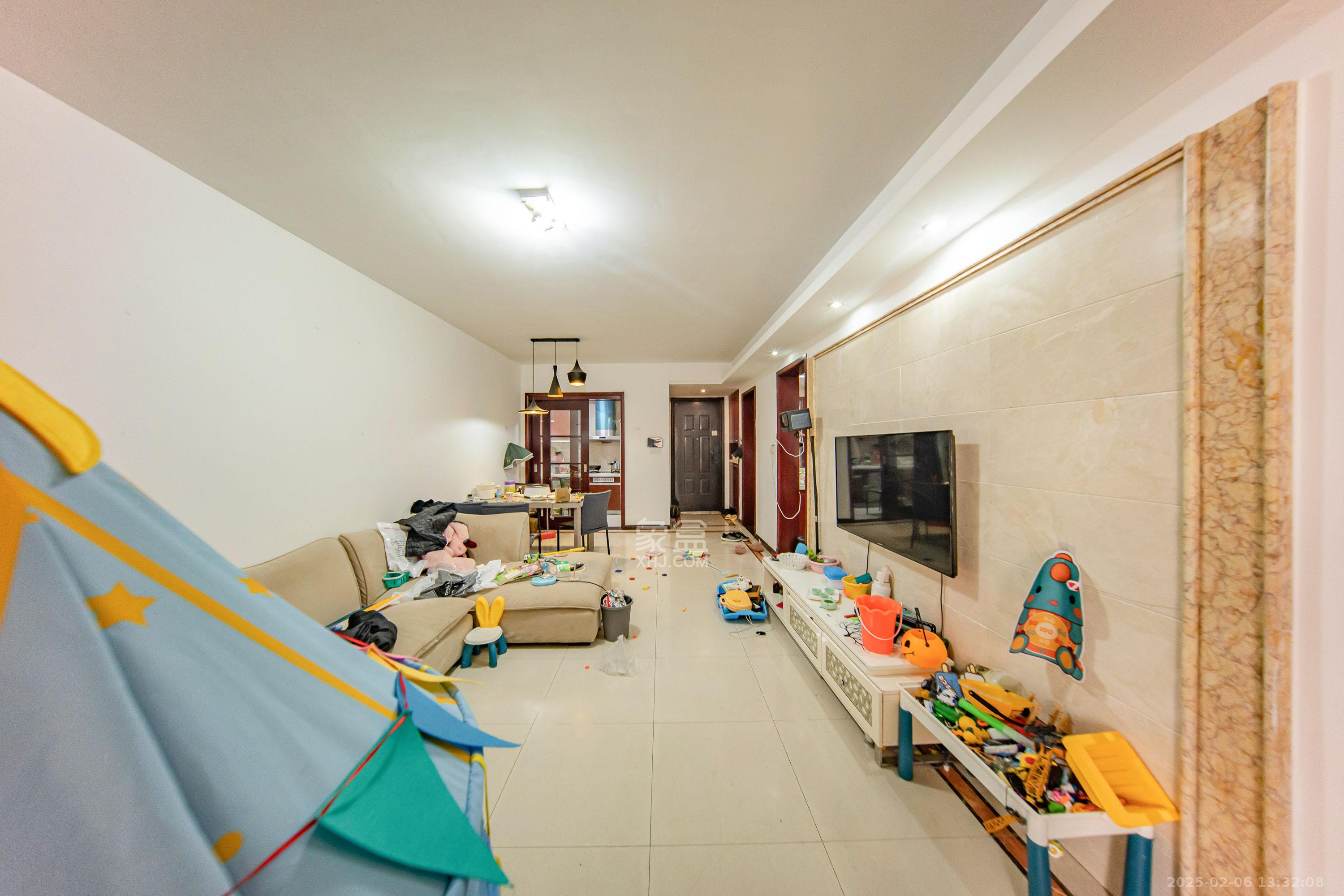 中海国际二期 3室2厅1卫 2200.0元/月 中海国际二期 3室2厅1卫 2200.0元/月室内图