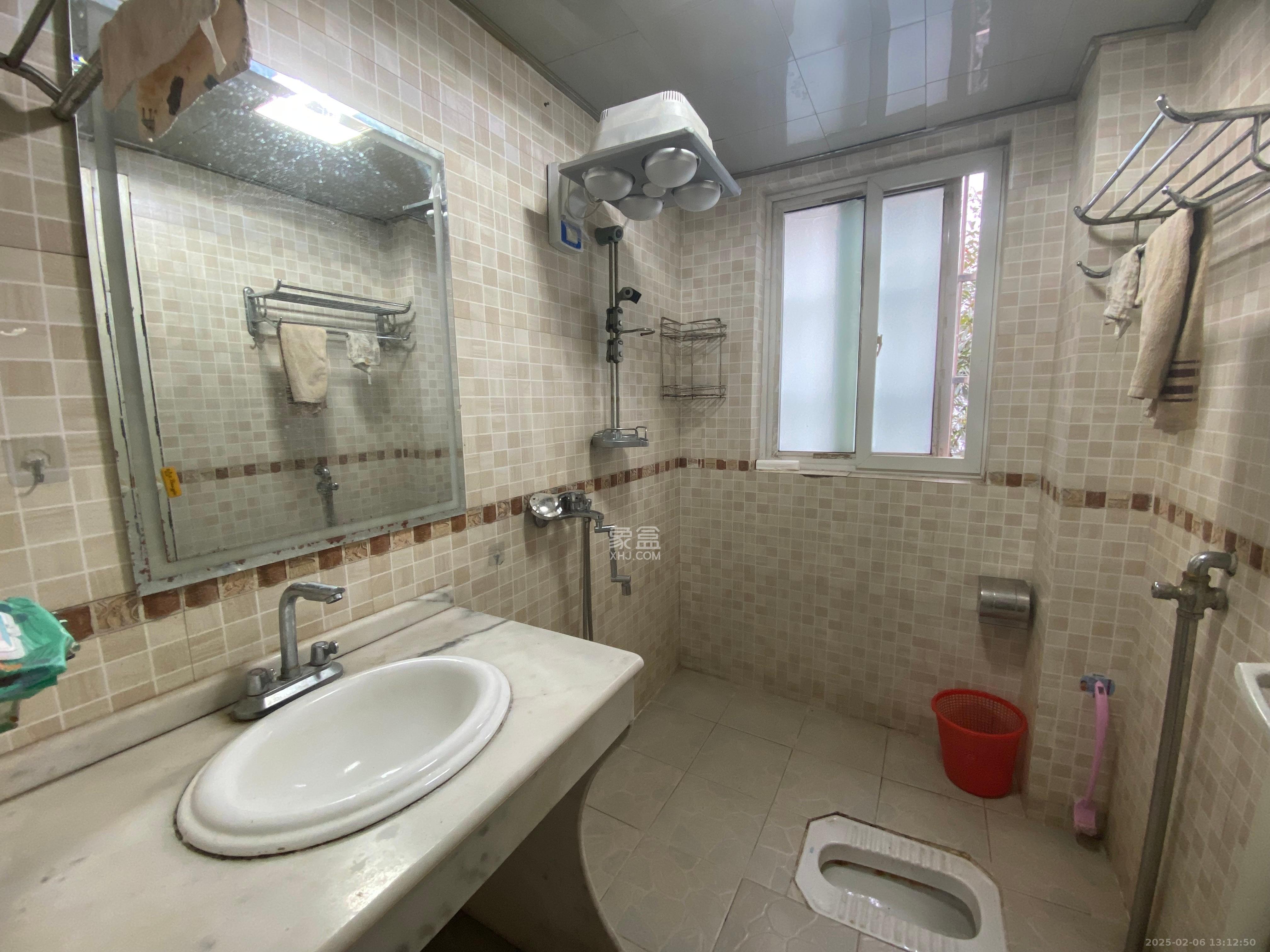 创业乐园 3室2厅2卫 1500.0元/月 创业乐园 3室2厅2卫 1500.0元/月室内图