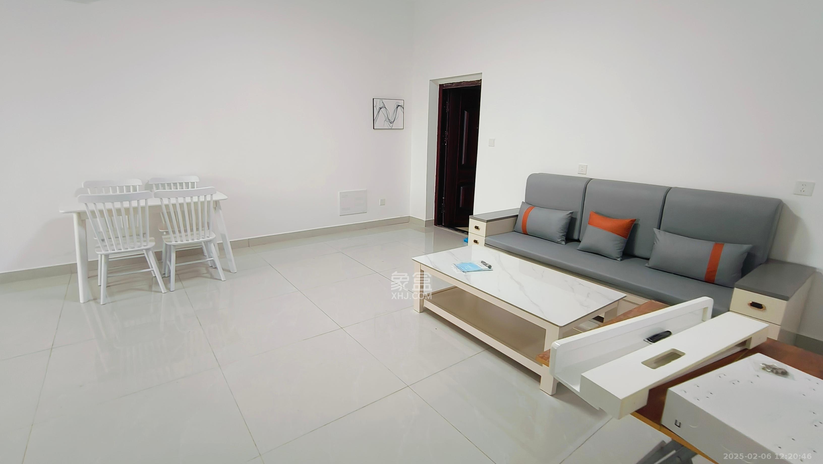 四季如春酒店(原名鑫元大酒店) 1室0厅0卫 1800.0元/月 四季如春酒店(原名鑫元大酒店) 1室0厅0卫 1800.0元/月室内图