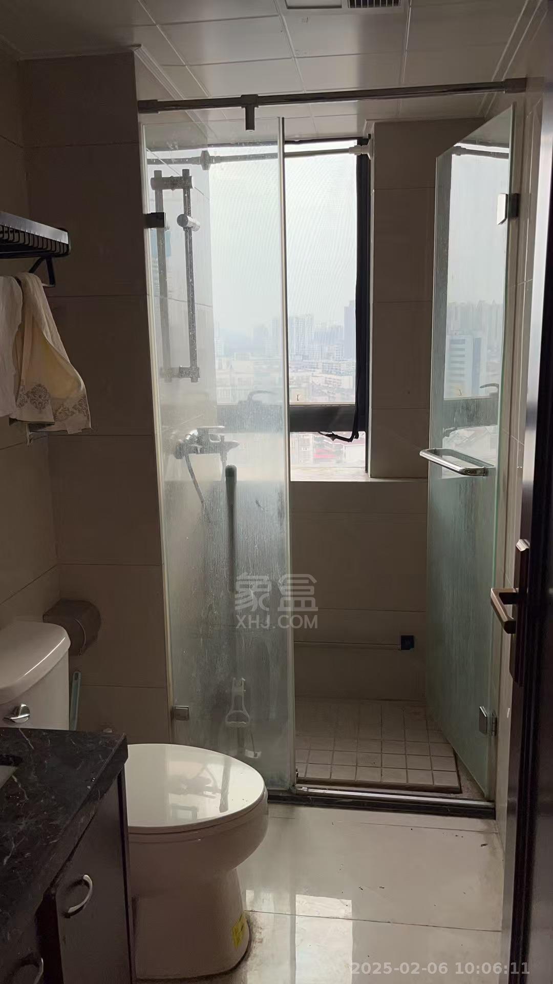 湘江公馆 2室2厅1卫 2300.0元/月 湘江公馆 2室2厅1卫 2300.0元/月室内图