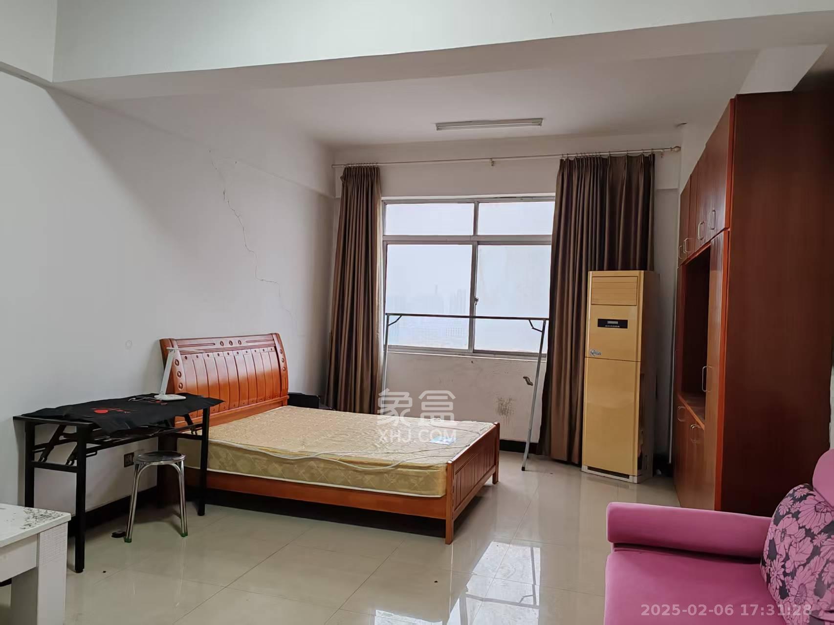 滴翠园天瑞新城 1室1厅1卫 800.0元/月 滴翠园天瑞新城 1室1厅1卫 800.0元/月室内图