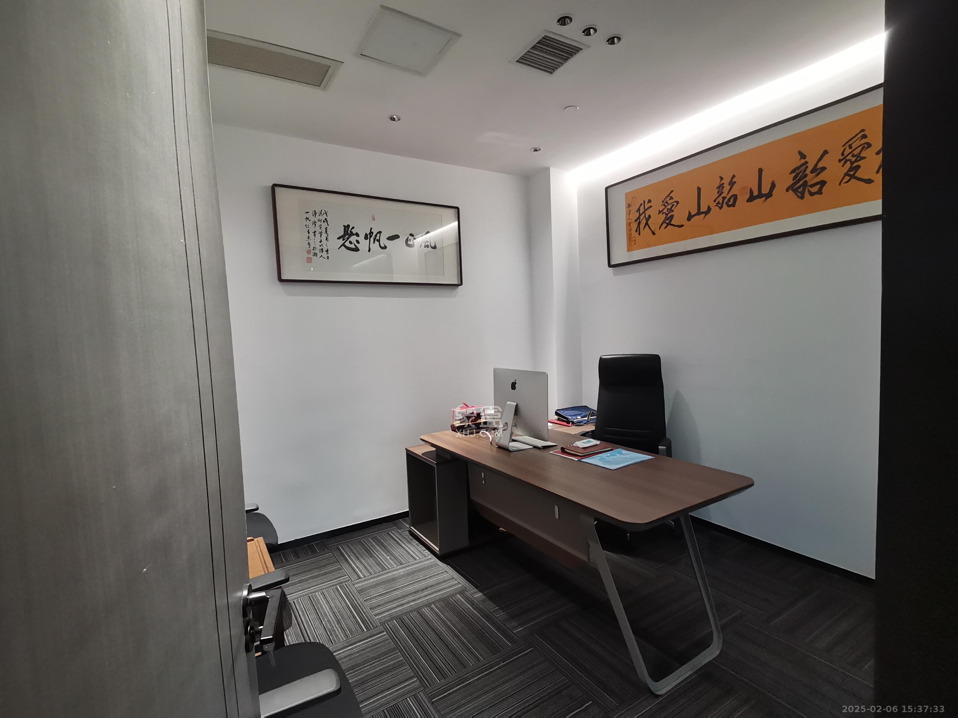 世茂铂曼 1室1厅1卫 13500.0元/月 世茂铂曼 1室1厅1卫 13500.0元/月室内图