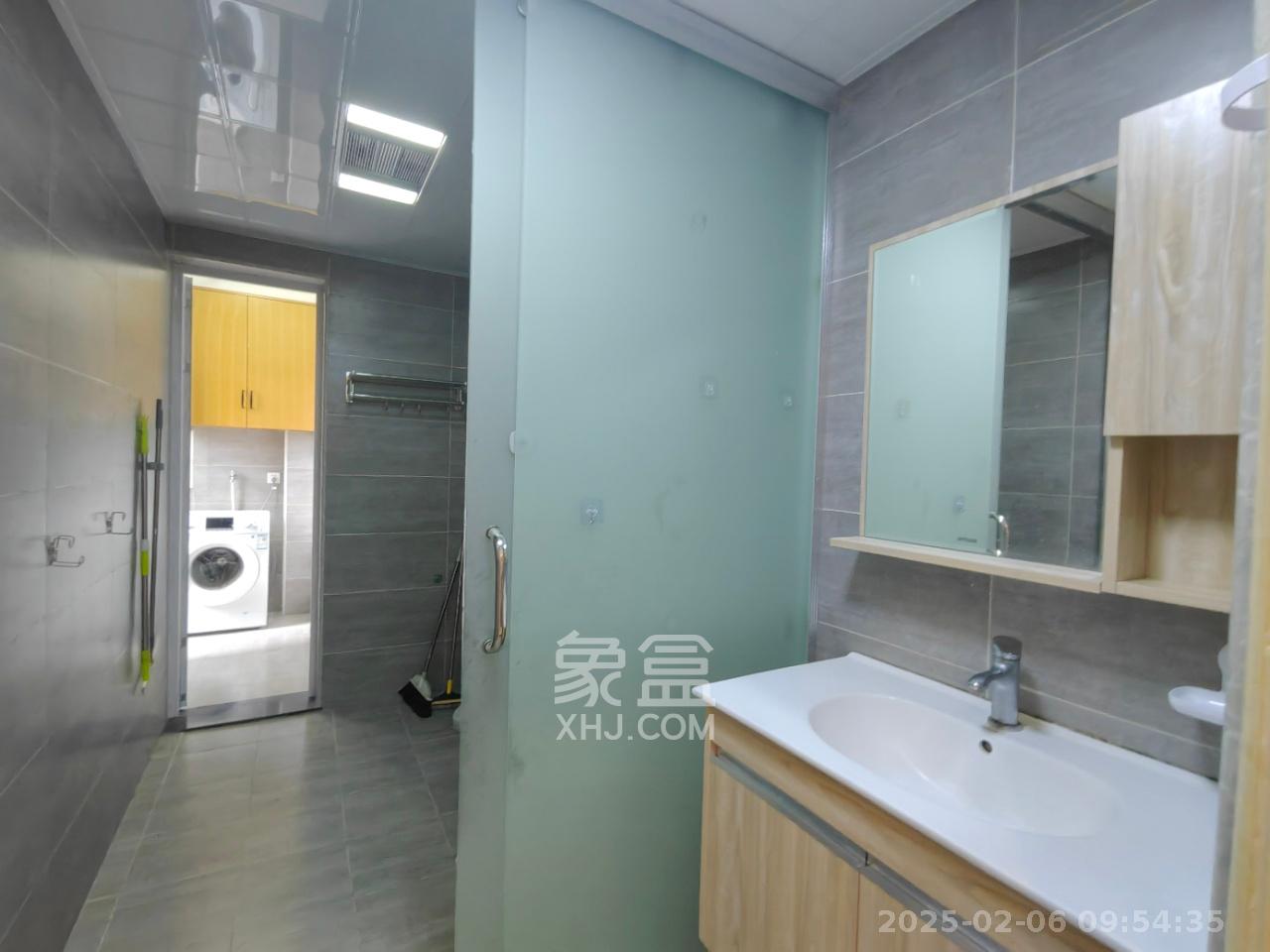 恒基凯旋门三期 3室2厅2卫 2500.0元/月 恒基凯旋门三期 3室2厅2卫 2500.0元/月室内图