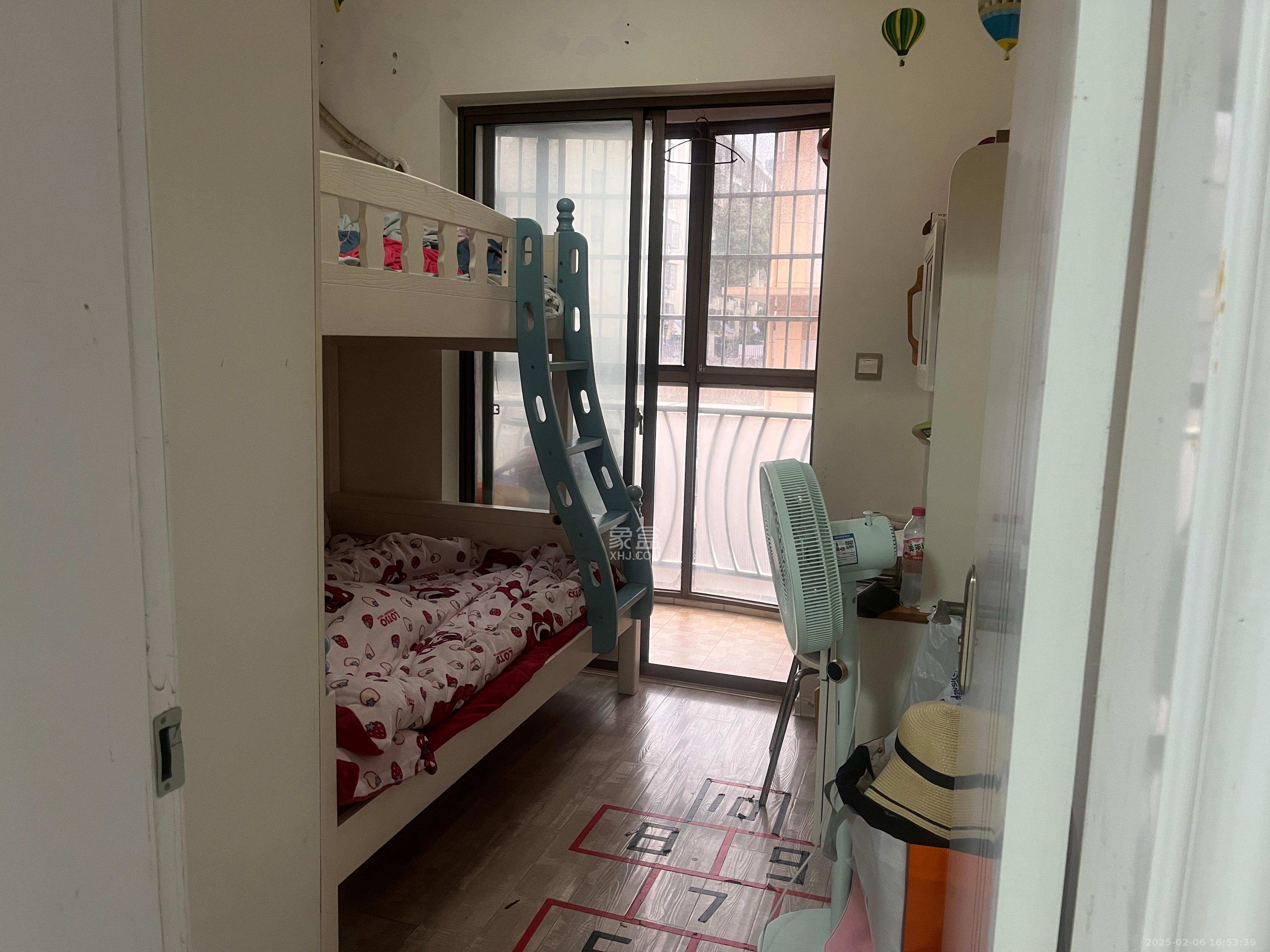 丽都桃源（金峰北院二期）  3室2厅1卫   2200.00元/月室内图