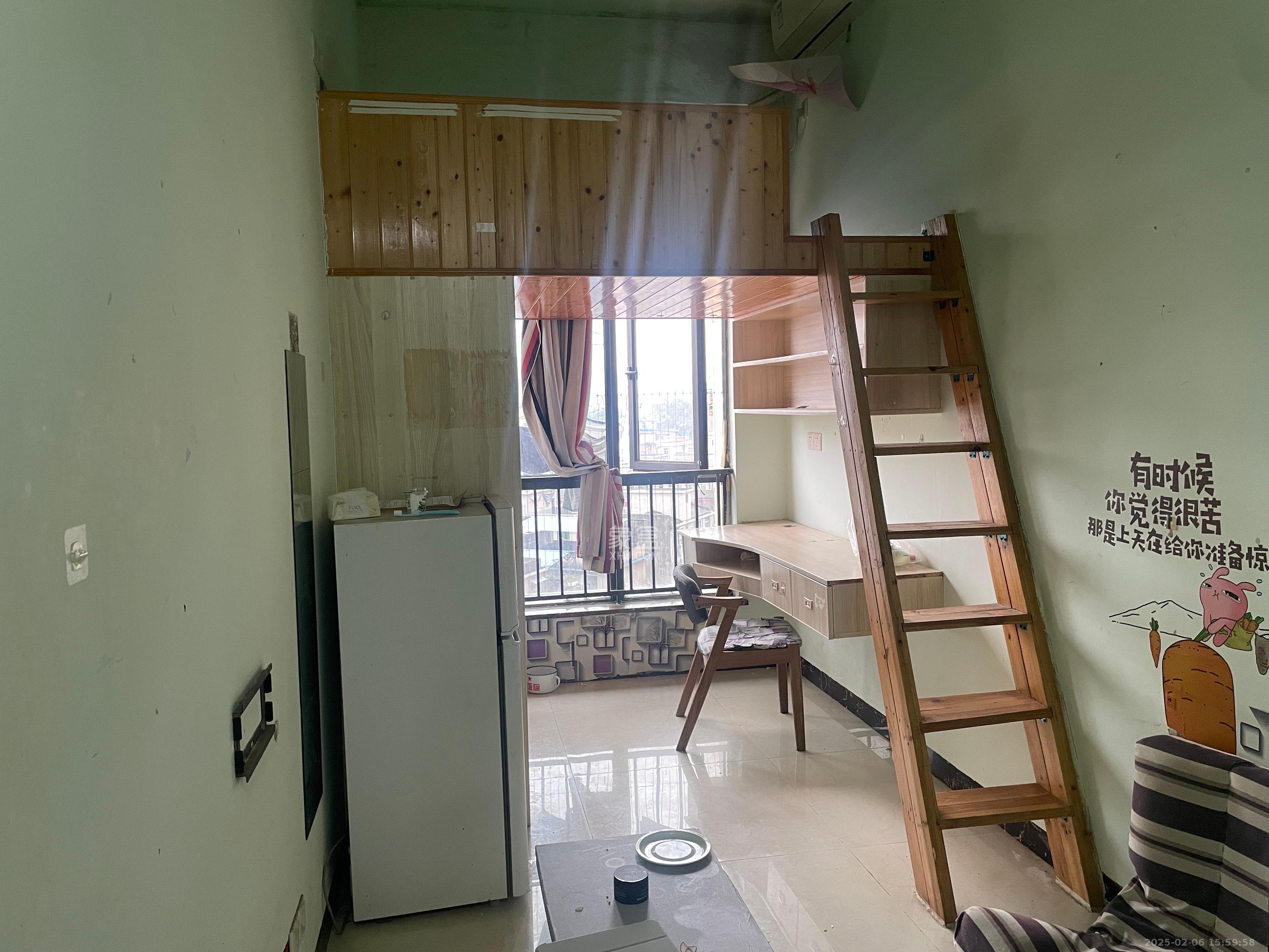 叠彩兰亭 1室1厅1卫 1200.0元/月 叠彩兰亭 1室1厅1卫 1200.0元/月室内图