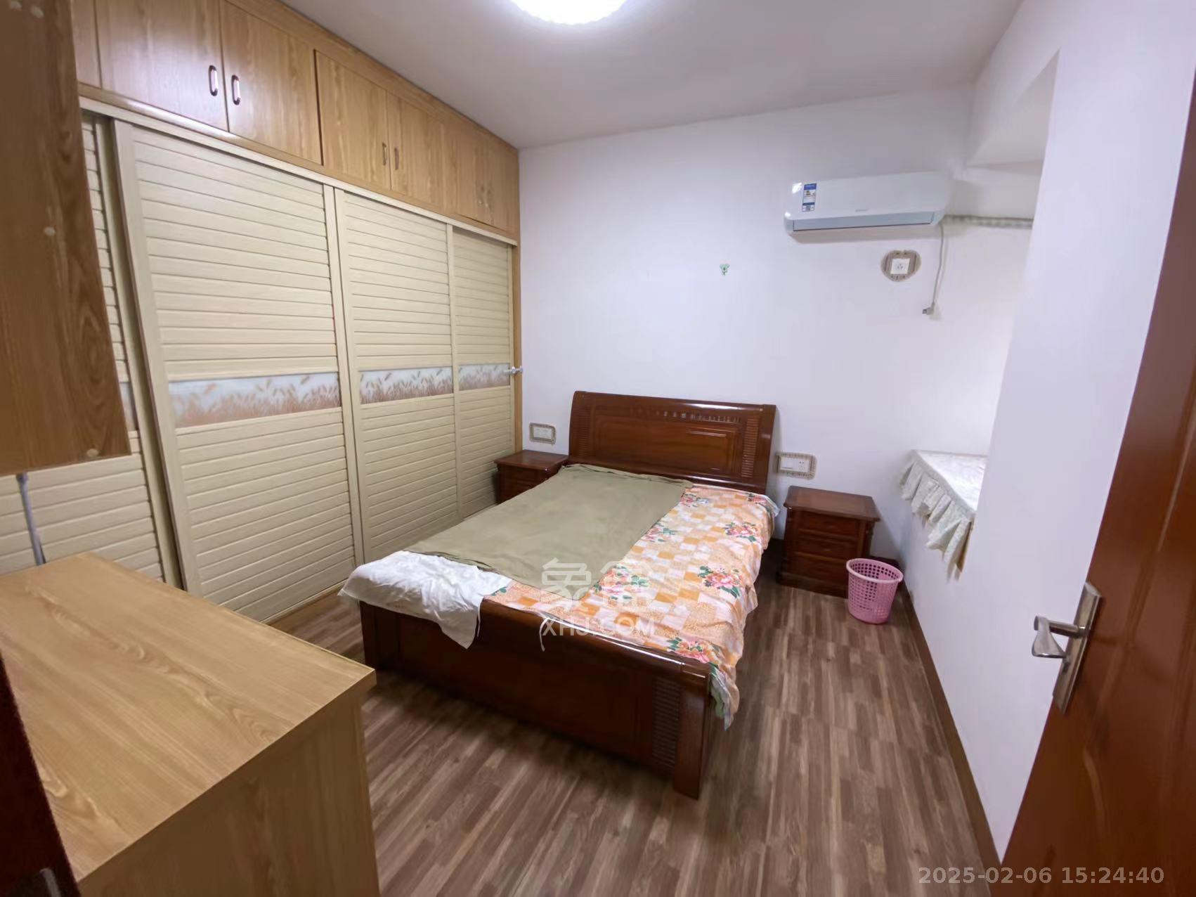 金鼎公园尚 2室2厅1卫 1700.0元/月 金鼎公园尚 2室2厅1卫 1700.0元/月室内图