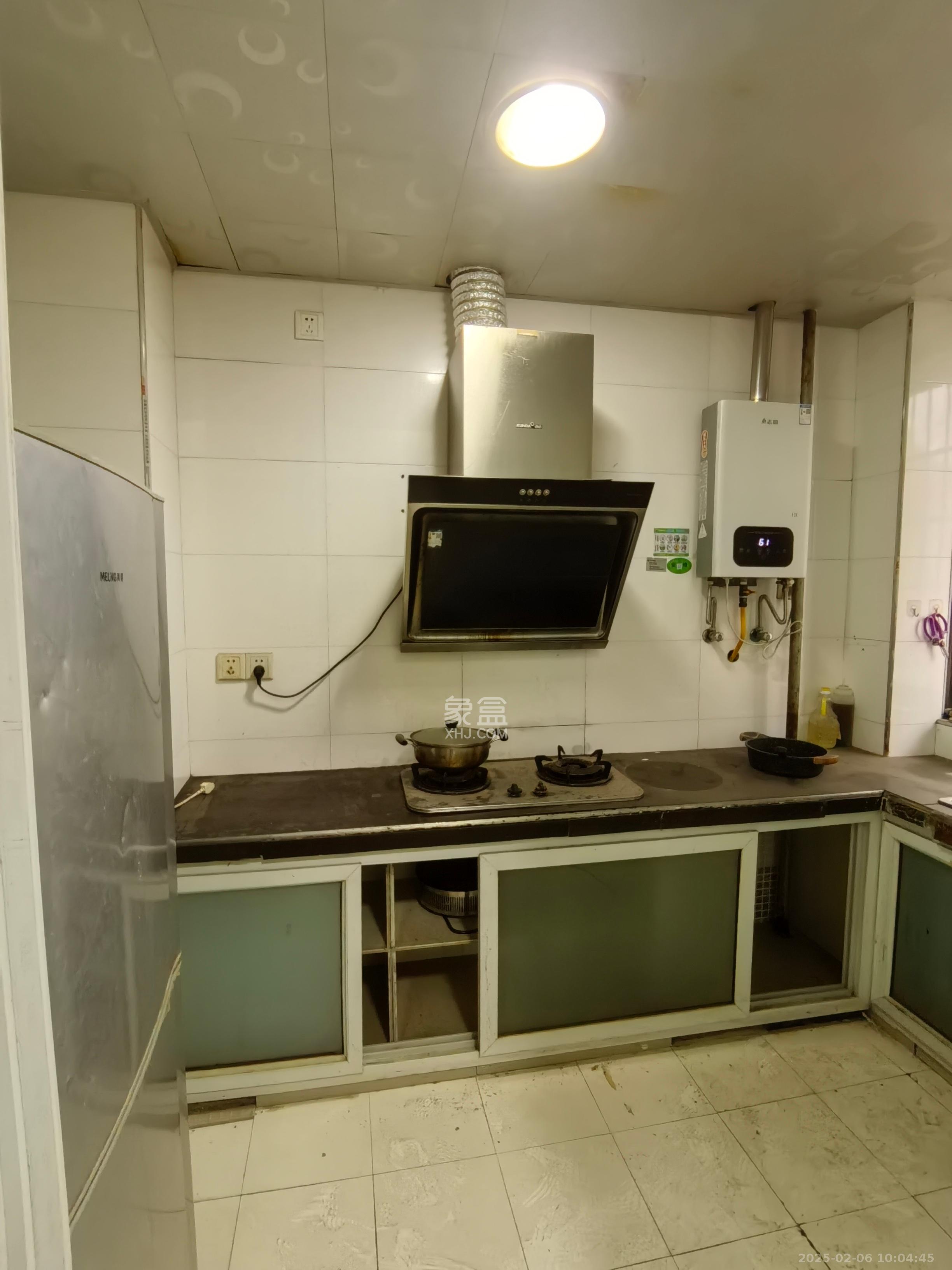 和太坪小区 1室0厅0卫 1600.0元/月 和太坪小区 1室0厅0卫 1600.0元/月室内图