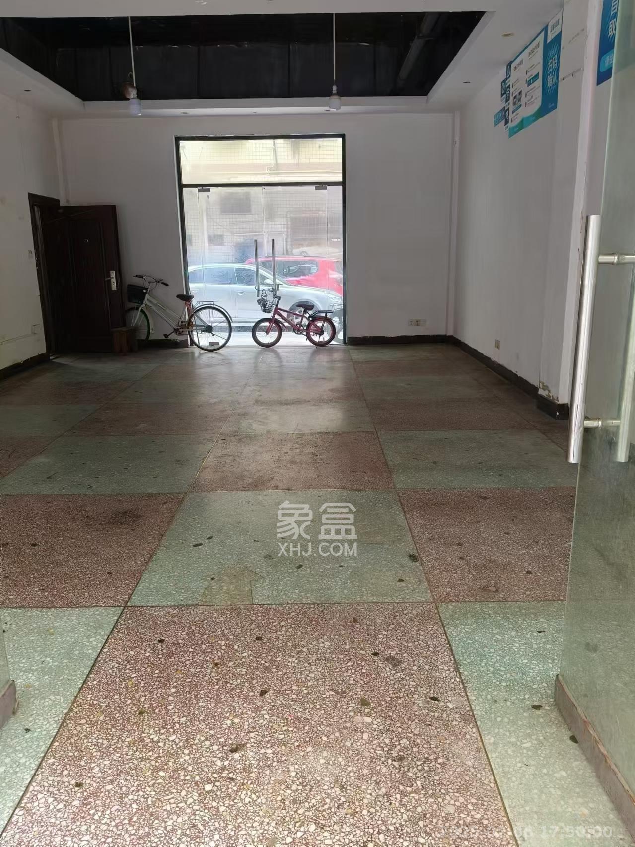 城西安置小区  1室0厅0卫   2800.00元/月