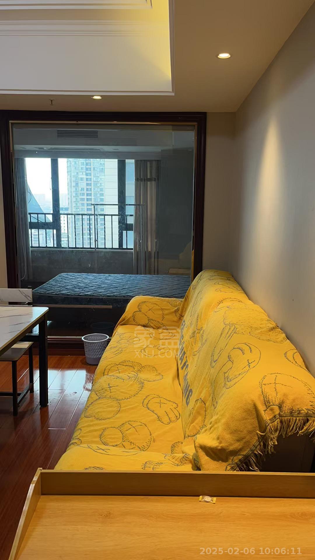 湘江公馆 2室2厅1卫 2300.0元/月 湘江公馆 2室2厅1卫 2300.0元/月室内图