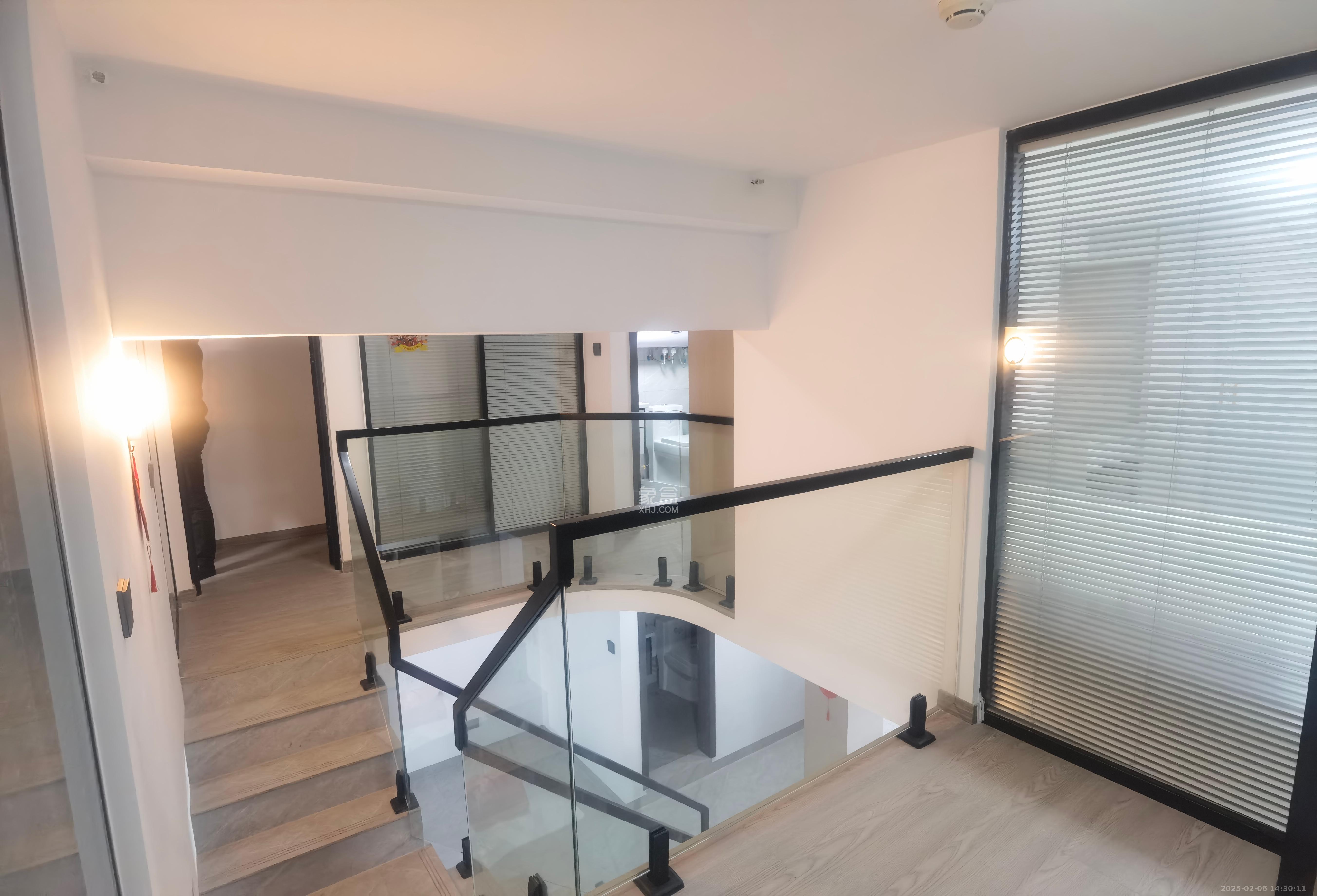 海伦春天 4室2厅2卫 3200.0元/月 海伦春天 4室2厅2卫 3200.0元/月室内图