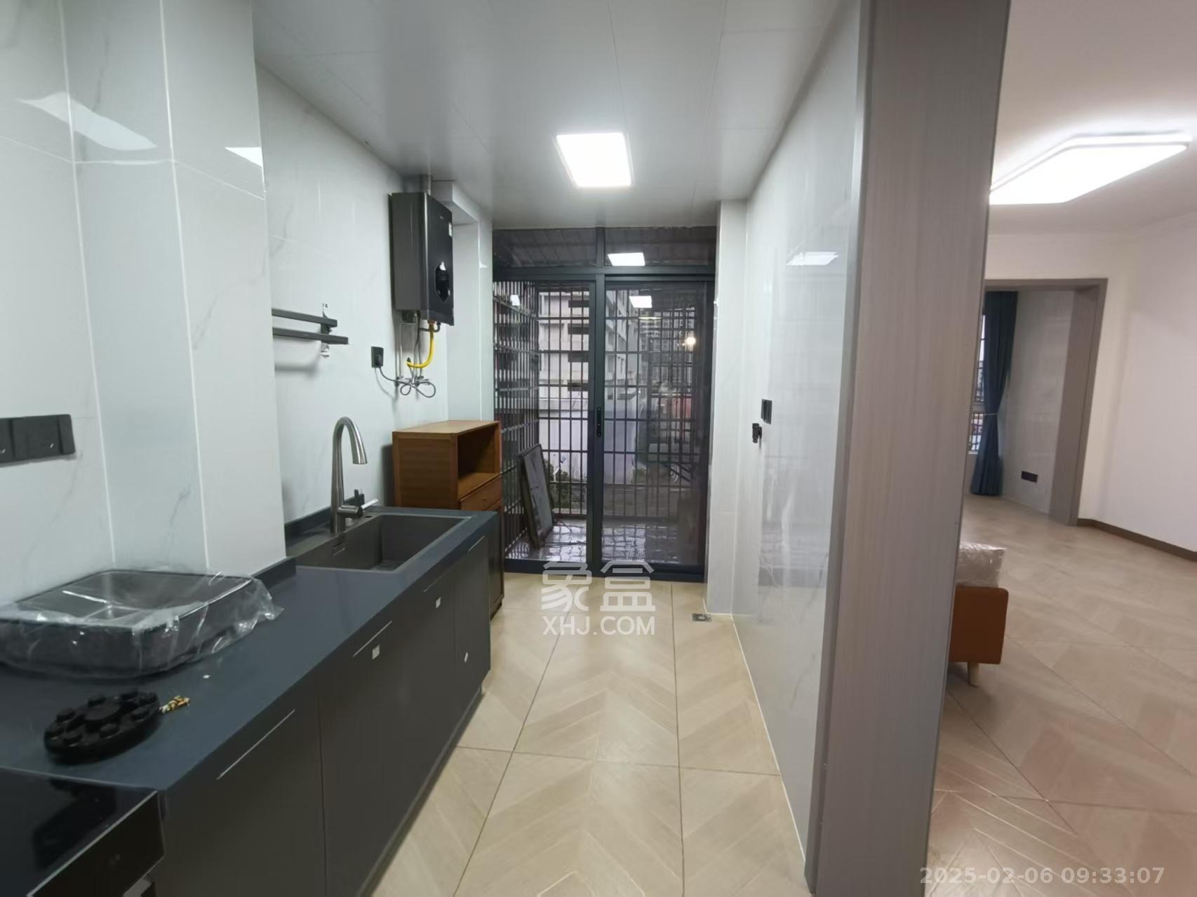 凯富南方鑫城 2室1厅1卫 2500.0元/月 凯富南方鑫城 2室1厅1卫 2500.0元/月室内图