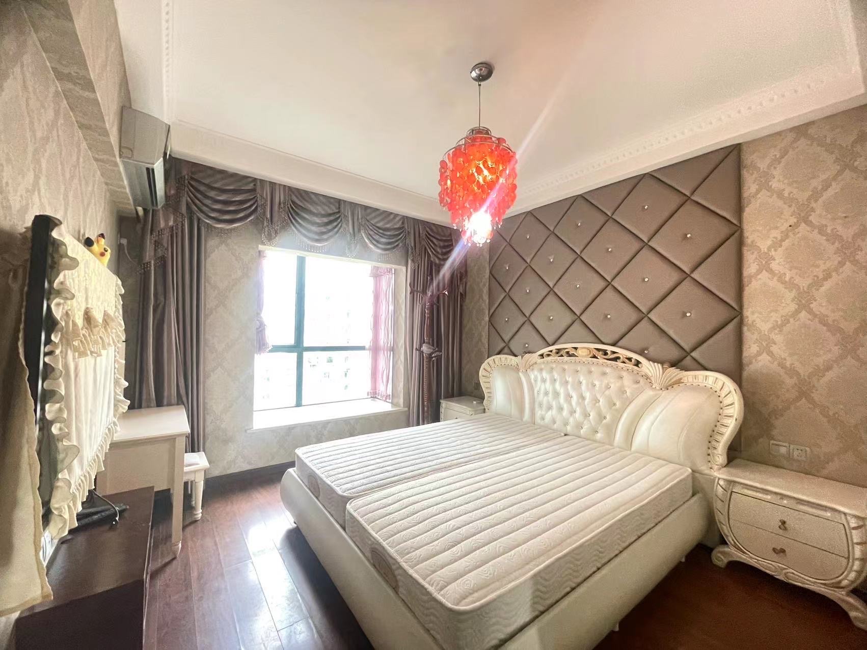 新城国际 3室0厅0卫 2400.0元/月 新城国际 3室0厅0卫 2400.0元/月室内图