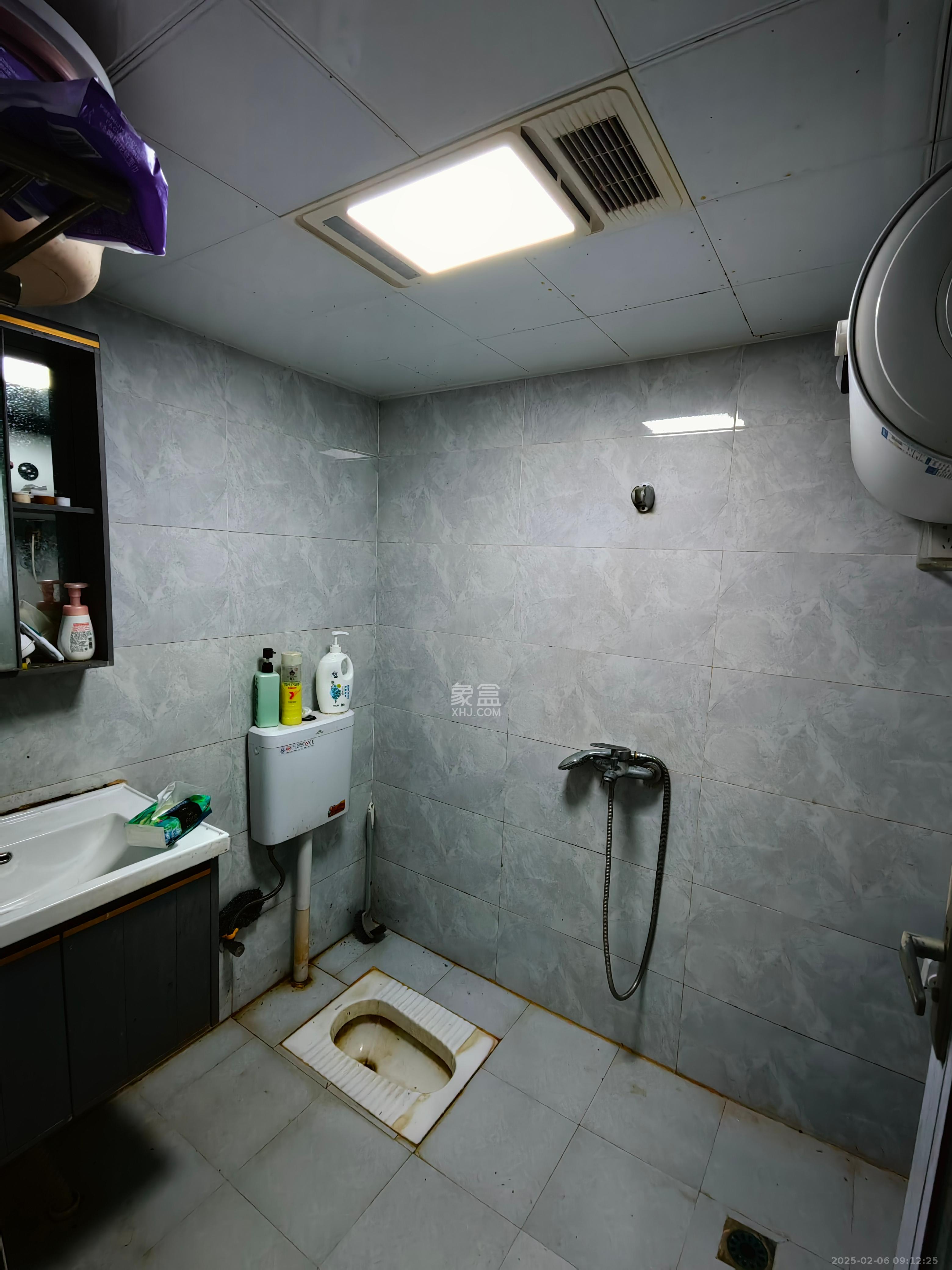 罗马国际公寓 1室1厅1卫 1400.0元/月 罗马国际公寓 1室1厅1卫 1400.0元/月室内图