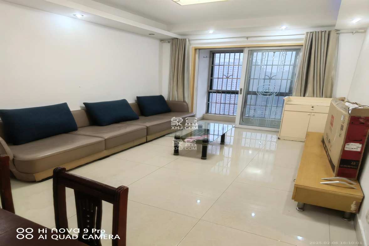 华天LOHO小镇 2室2厅1卫 1350.0元/月 华天LOHO小镇 2室2厅1卫 1350.0元/月室内图