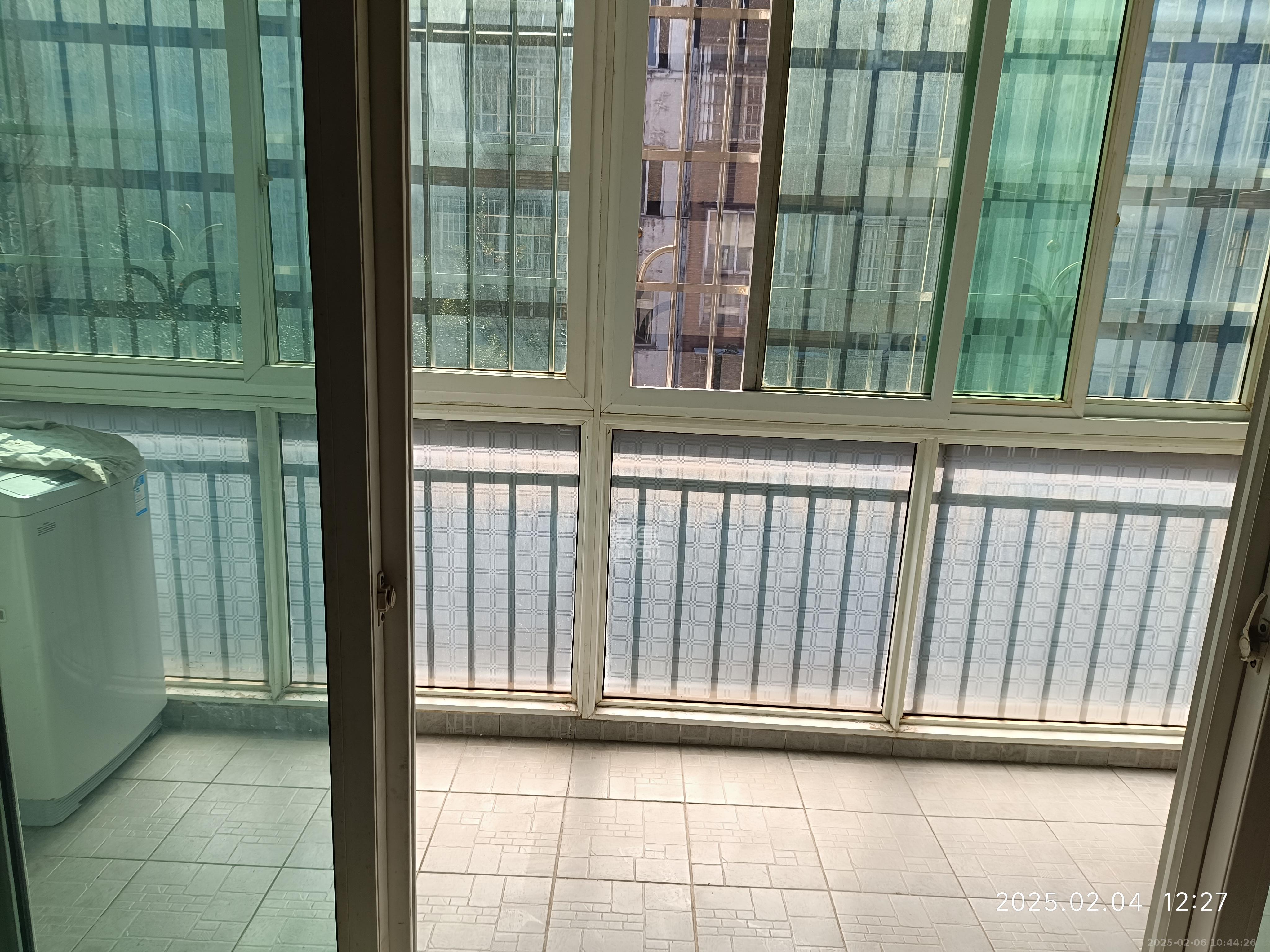 创业乐园 3室2厅2卫 1800.0元/月 创业乐园 3室2厅2卫 1800.0元/月室内图