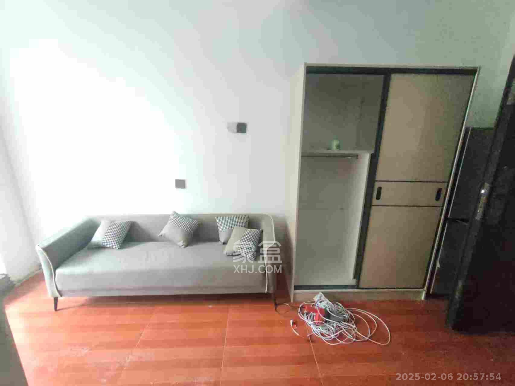 润泽园 1室1厅1卫 700.0元/月 润泽园 1室1厅1卫 700.0元/月室内图