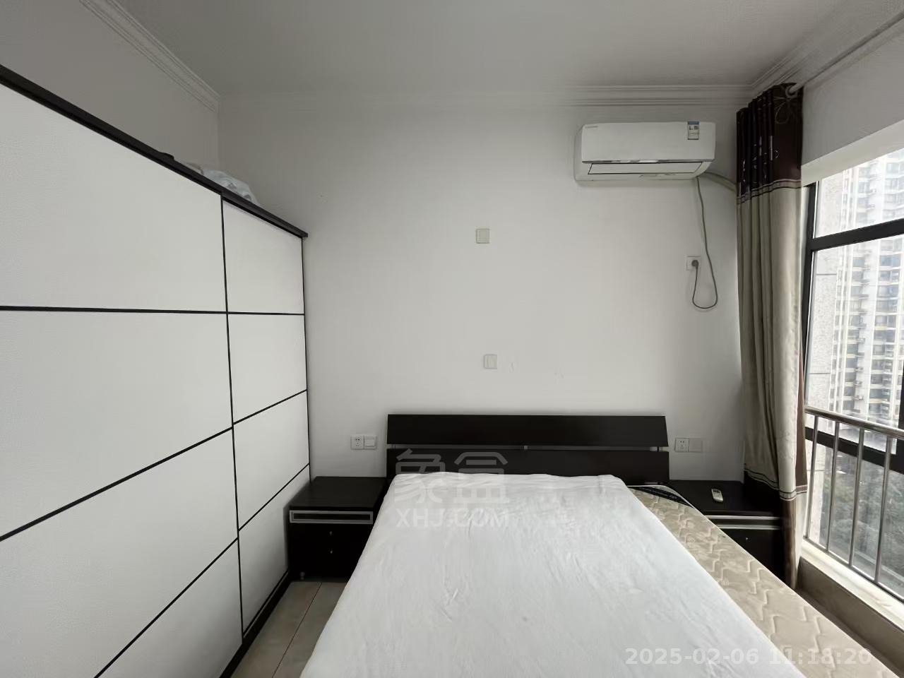 流金岁月-华晨国际 1室1厅1卫 1600.0元/月 流金岁月-华晨国际 1室1厅1卫 1600.0元/月室内图