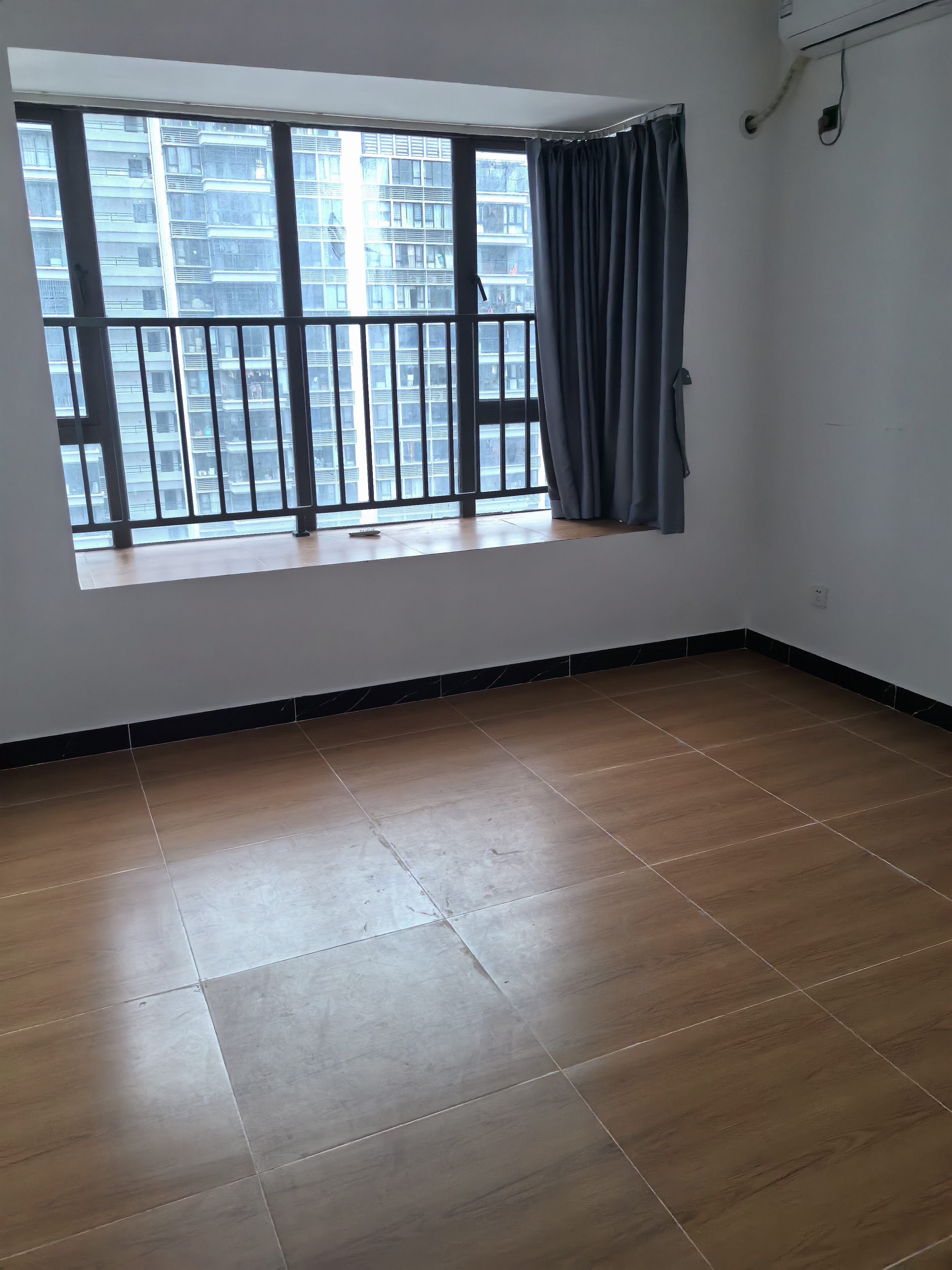 坡博家园四区  4室2厅2卫   150.00万户型图