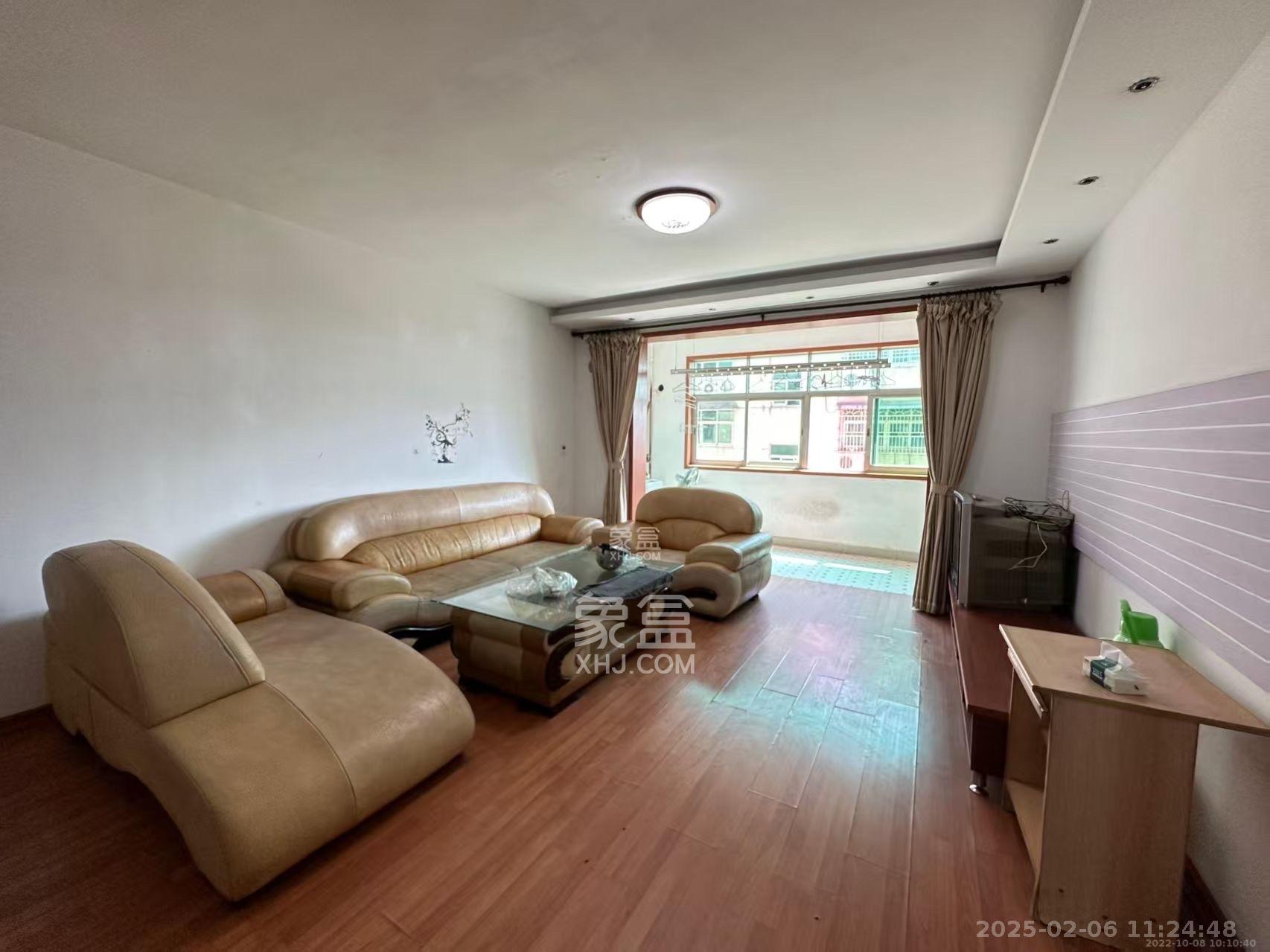 天剑路扫把塘检察院宿舍  3室2厅2卫    1700.0元/月 天剑路扫把塘检察院宿舍  3室2厅2卫    1700.0元/月室内图1