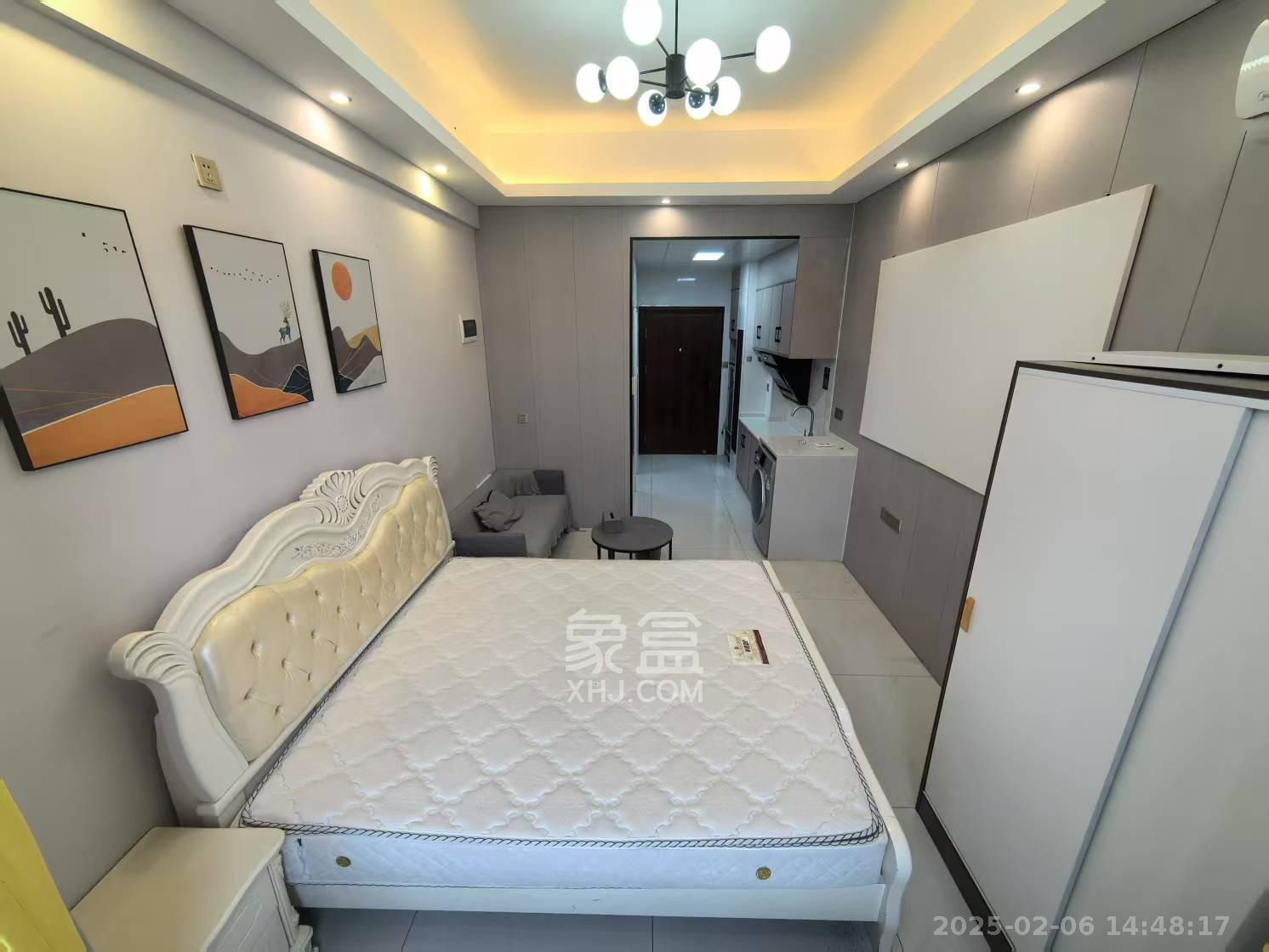 长沙高铁吾悦广场  1室1厅1卫    1400.0元/月 长沙高铁吾悦广场  1室1厅1卫    1400.0元/月室内图