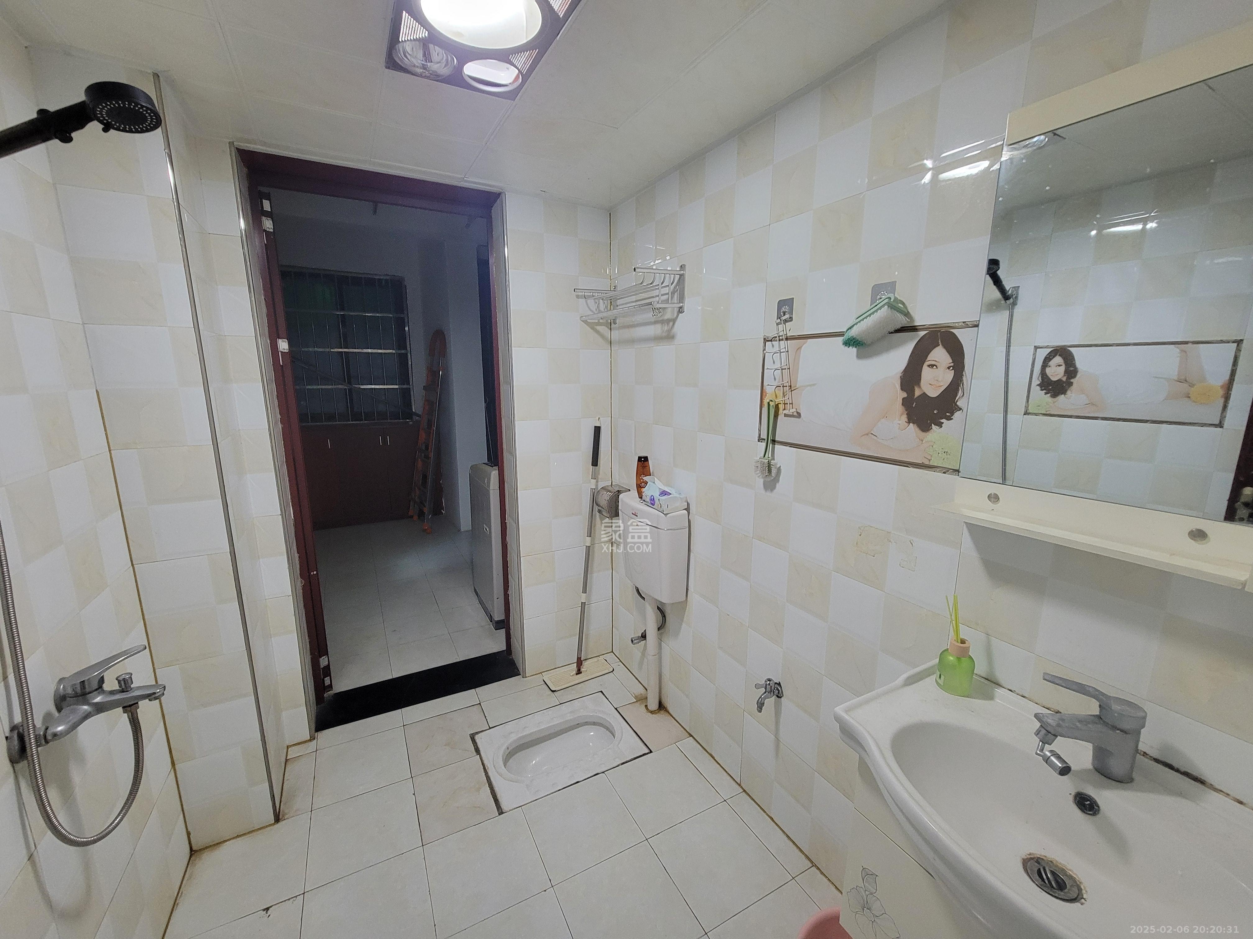 福嘉园 1室2厅1卫 2000.0元/月 福嘉园 1室2厅1卫 2000.0元/月室内图