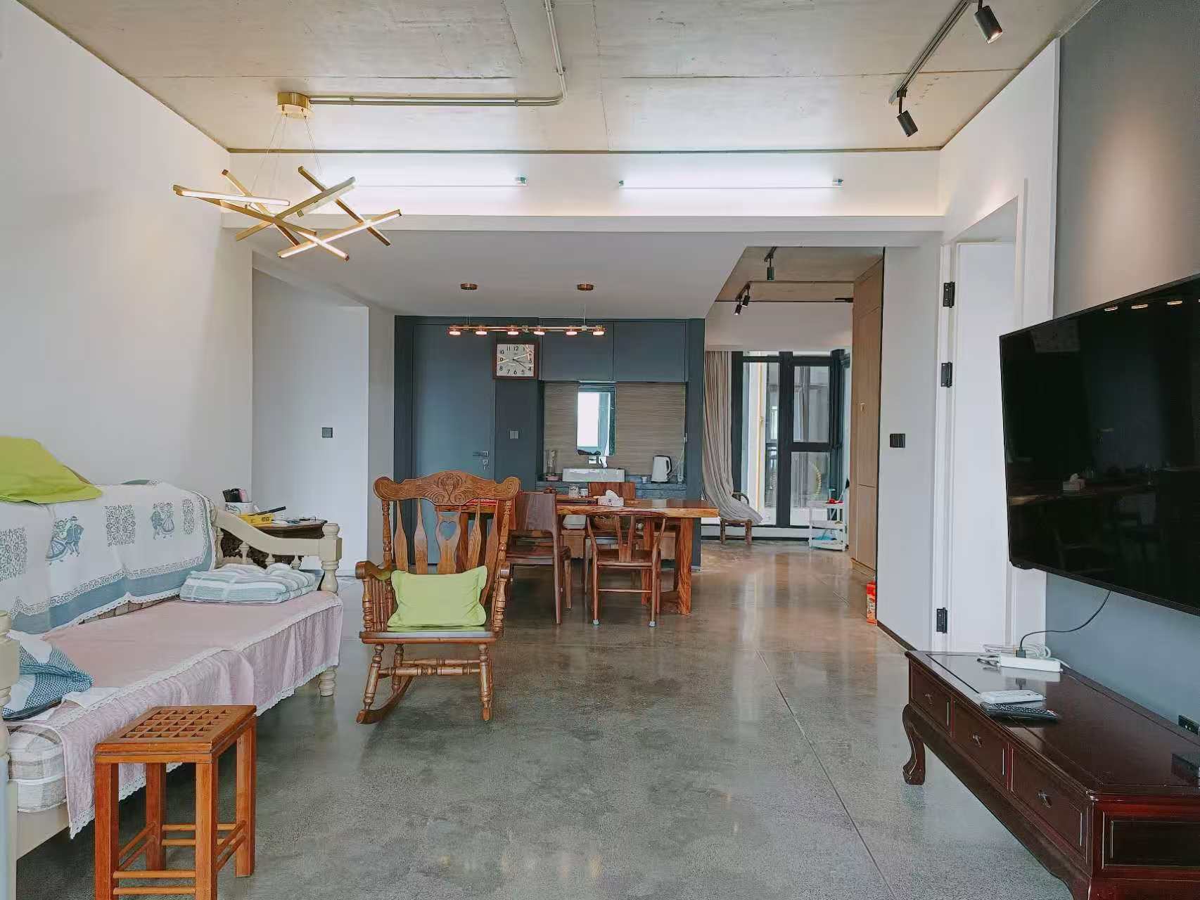 碧海蓝天  4室2厅3卫    239.0万 碧海蓝天  4室2厅3卫    239.0万室内图