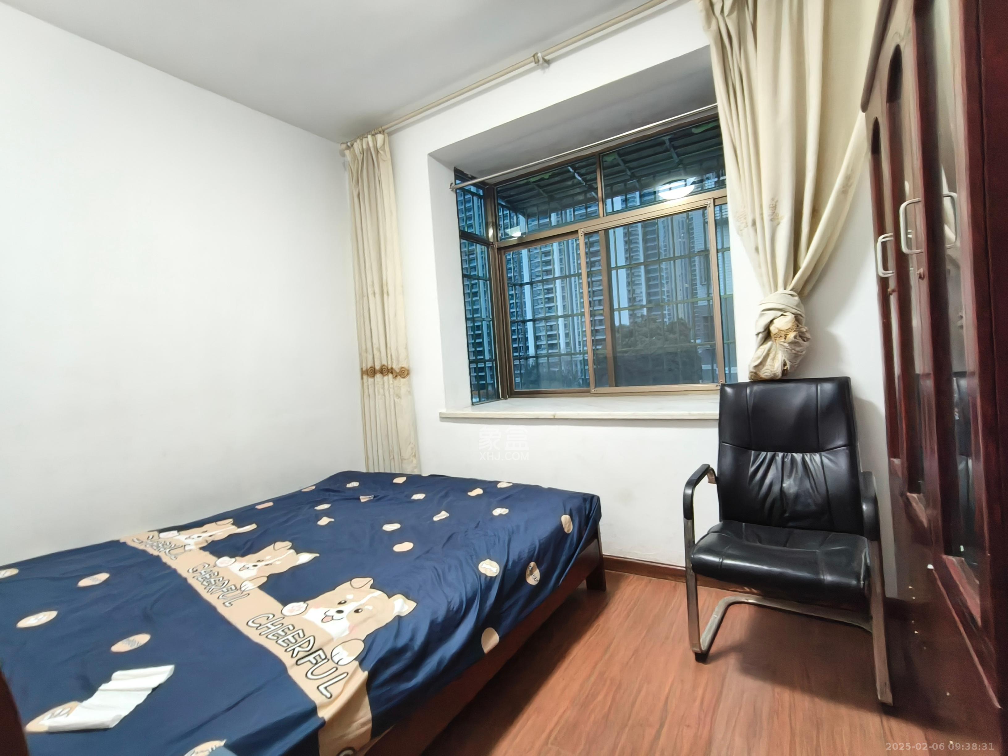 兴联母山小区 2室2厅1卫 1200.0元/月 兴联母山小区 2室2厅1卫 1200.0元/月室内图